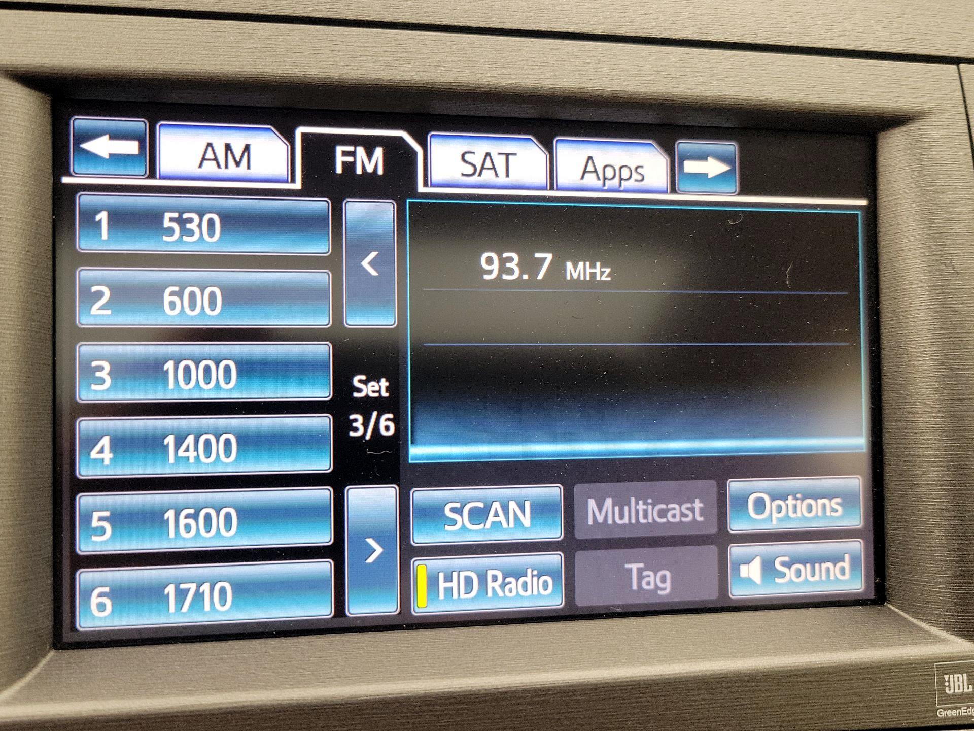 Thumbnail: 2014 Toyota Prius - 16
