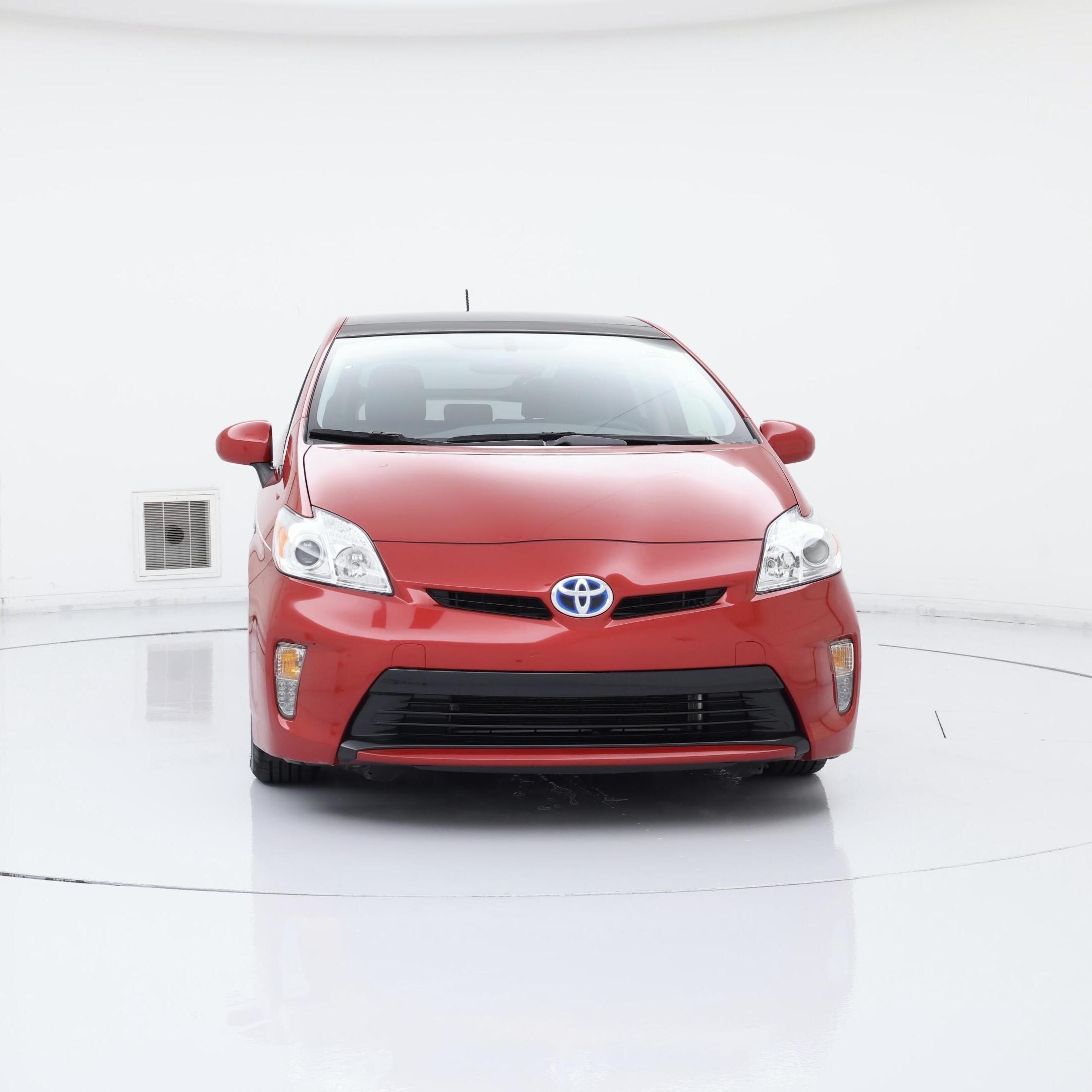 Thumbnail: 2014 Toyota Prius - 5