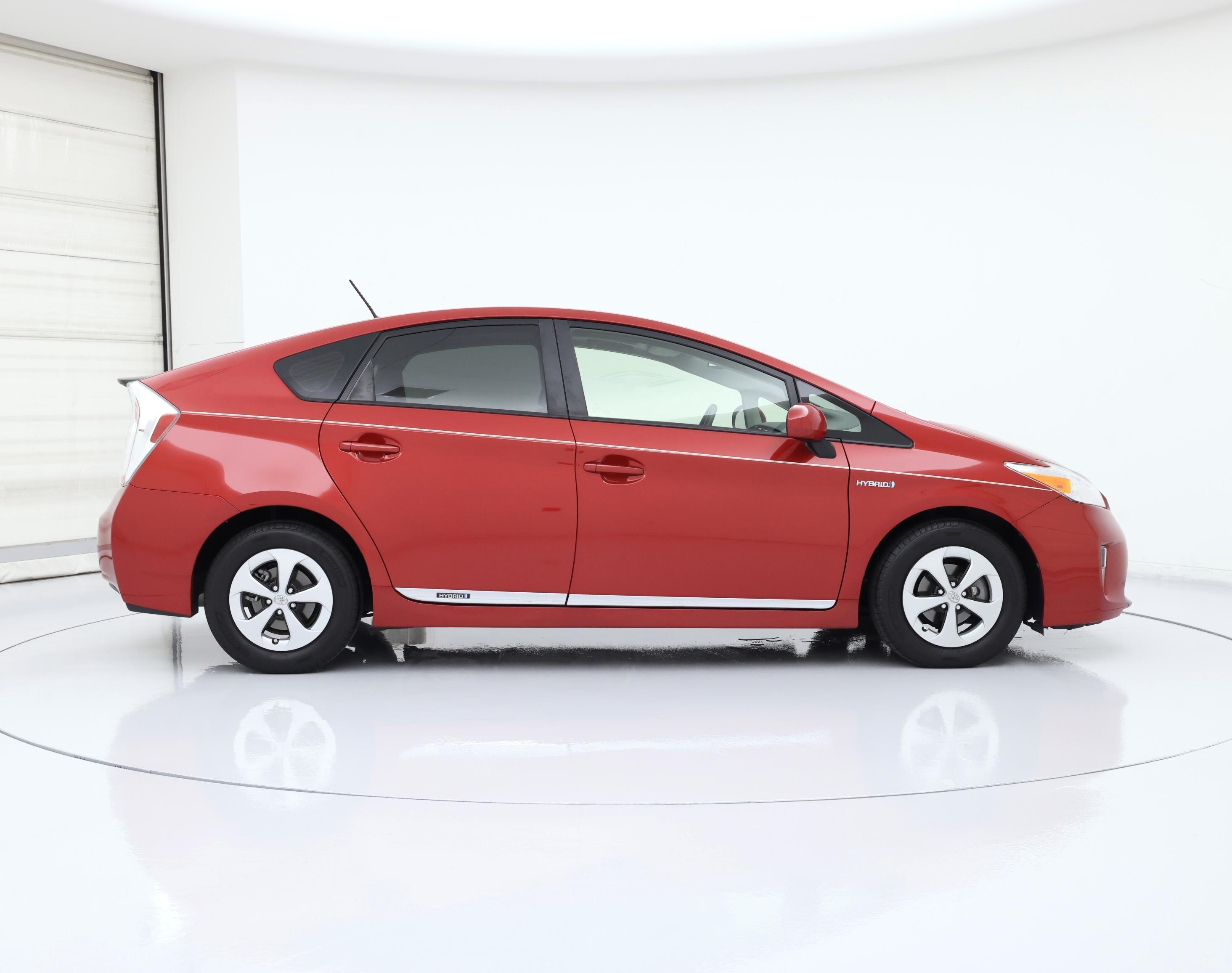 Thumbnail: 2014 Toyota Prius - 7
