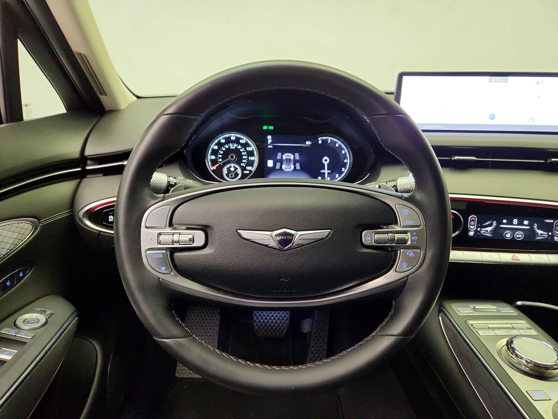 Thumbnail: 2024 Genesis GV70 - 10