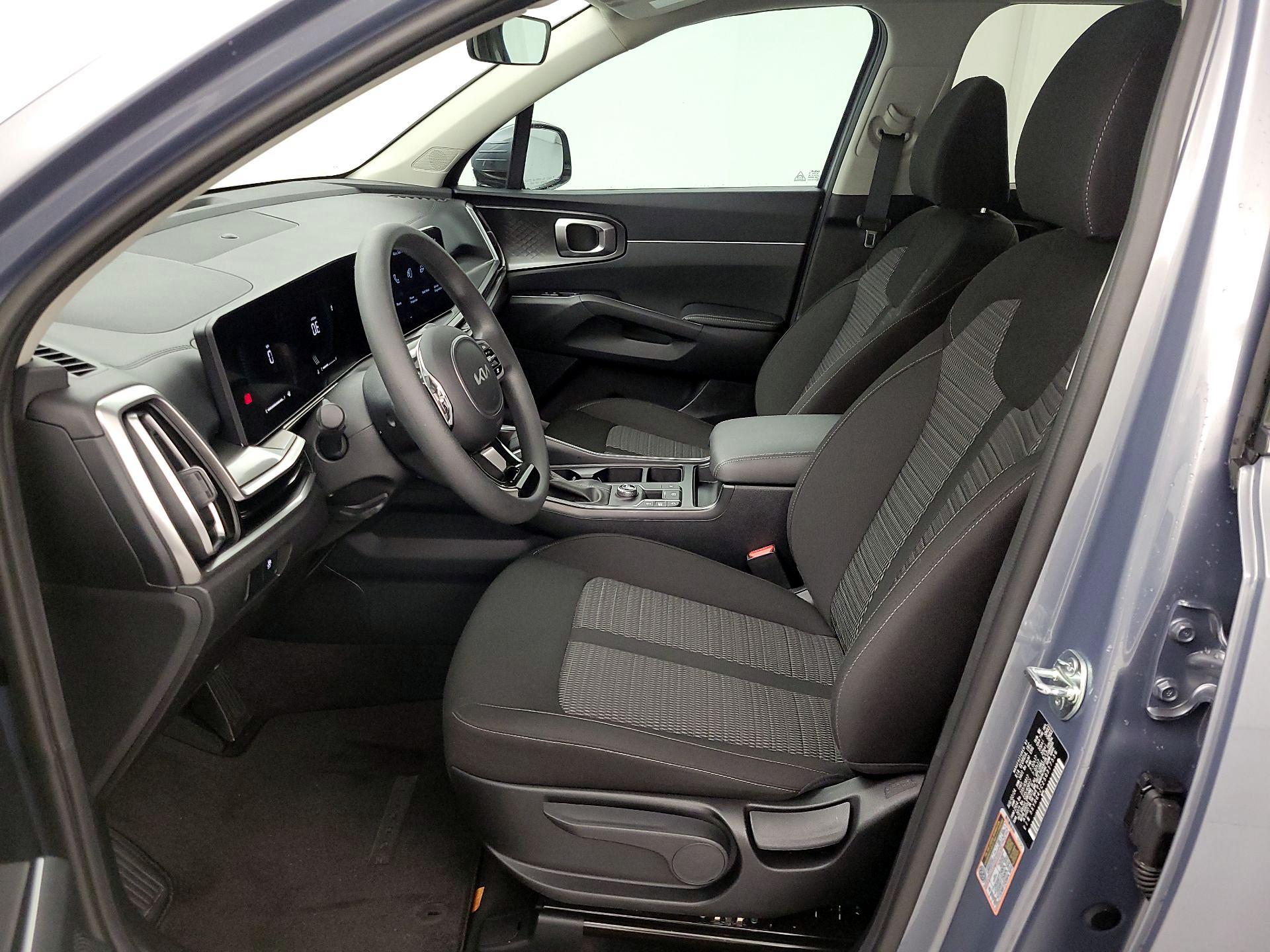 Thumbnail: 2025 Kia Sorento - 11