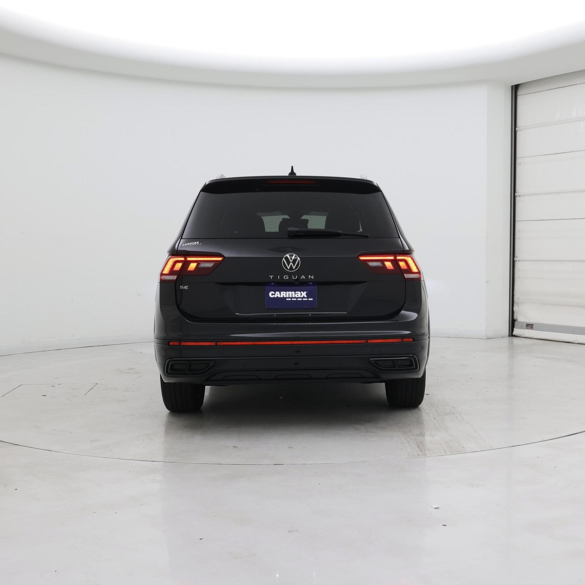 Thumbnail: 2022 Volkswagen Tiguan - 6