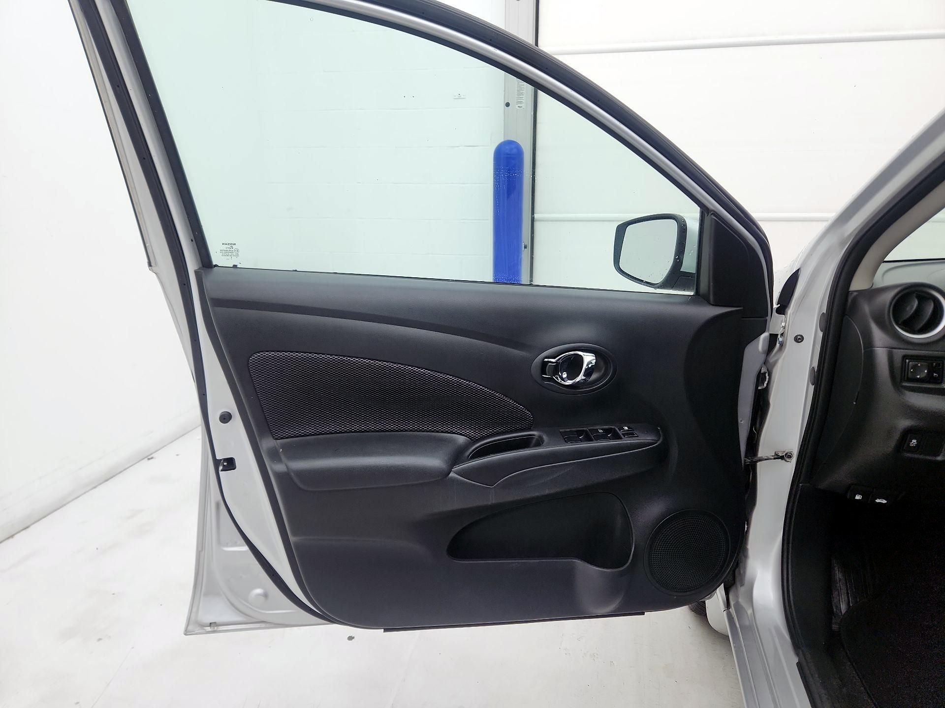 Thumbnail: 2018 Nissan Versa - 12