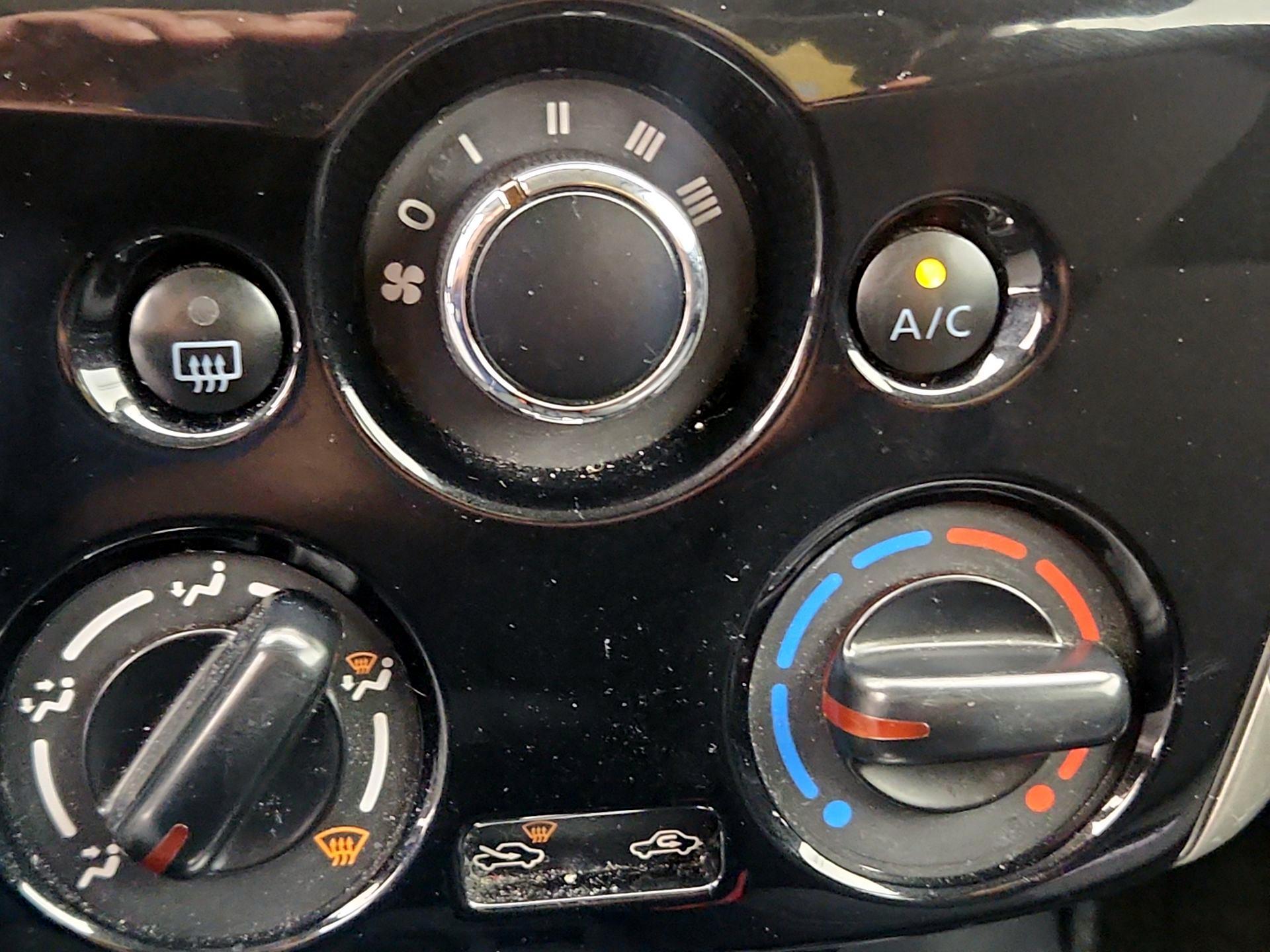 Thumbnail: 2018 Nissan Versa - 16