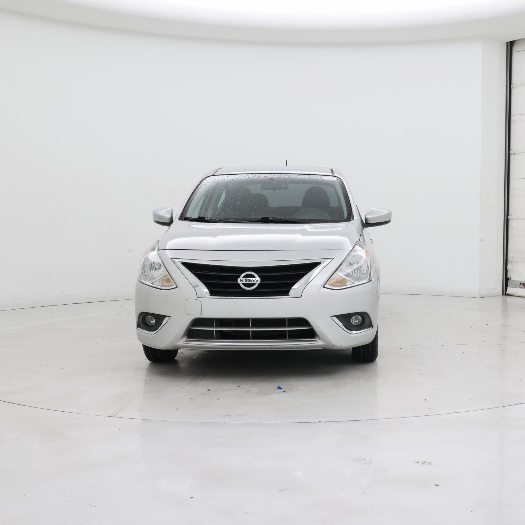 Thumbnail: 2018 Nissan Versa - 5