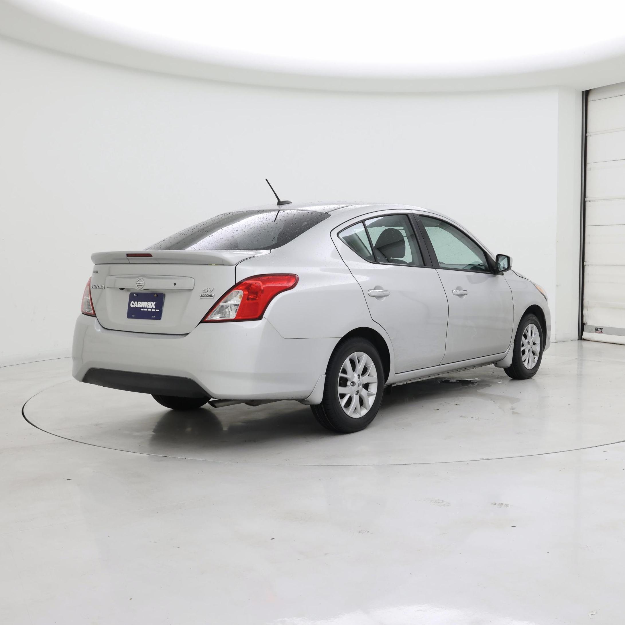 Thumbnail: 2018 Nissan Versa - 8