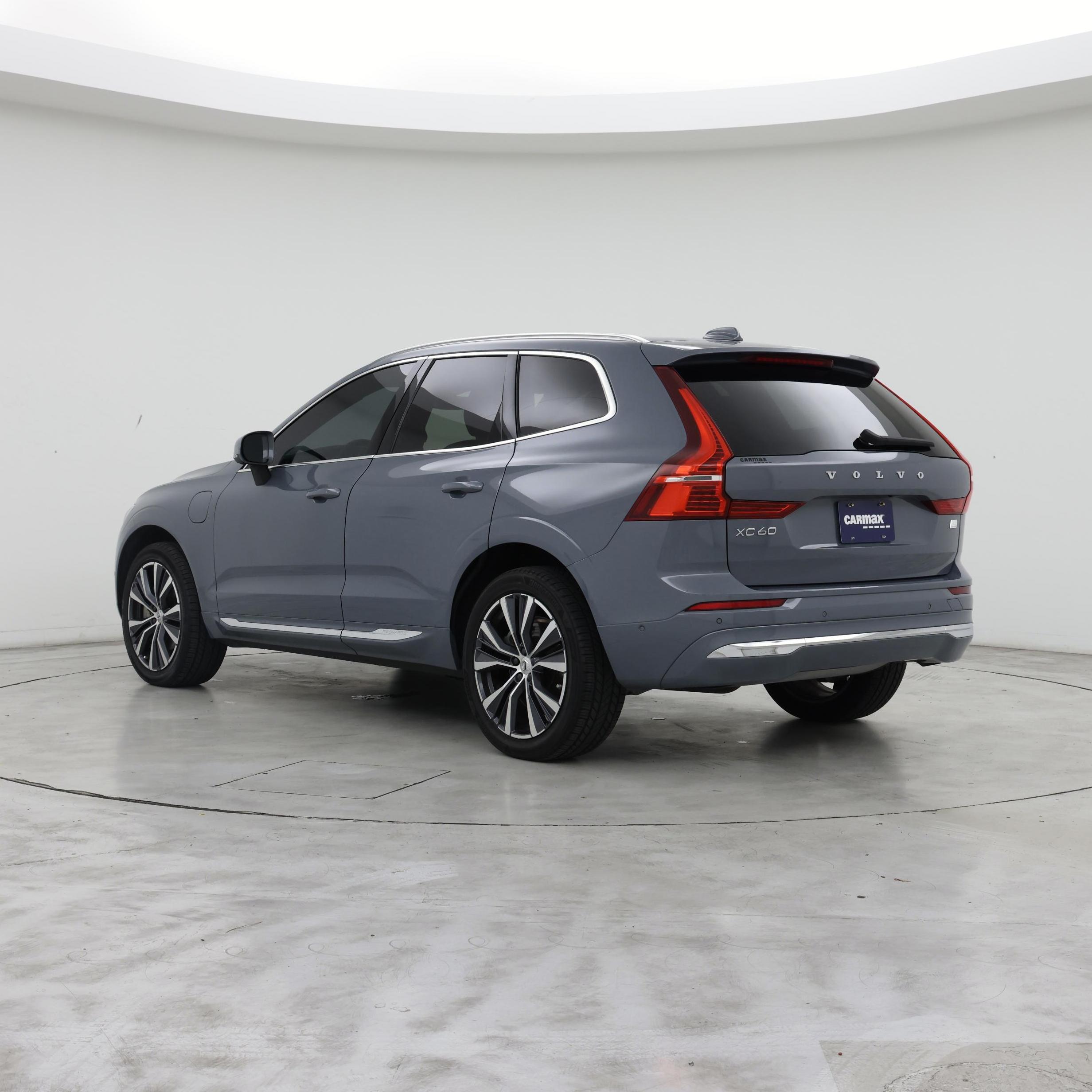 Thumbnail: 2022 Volvo XC60 - 2