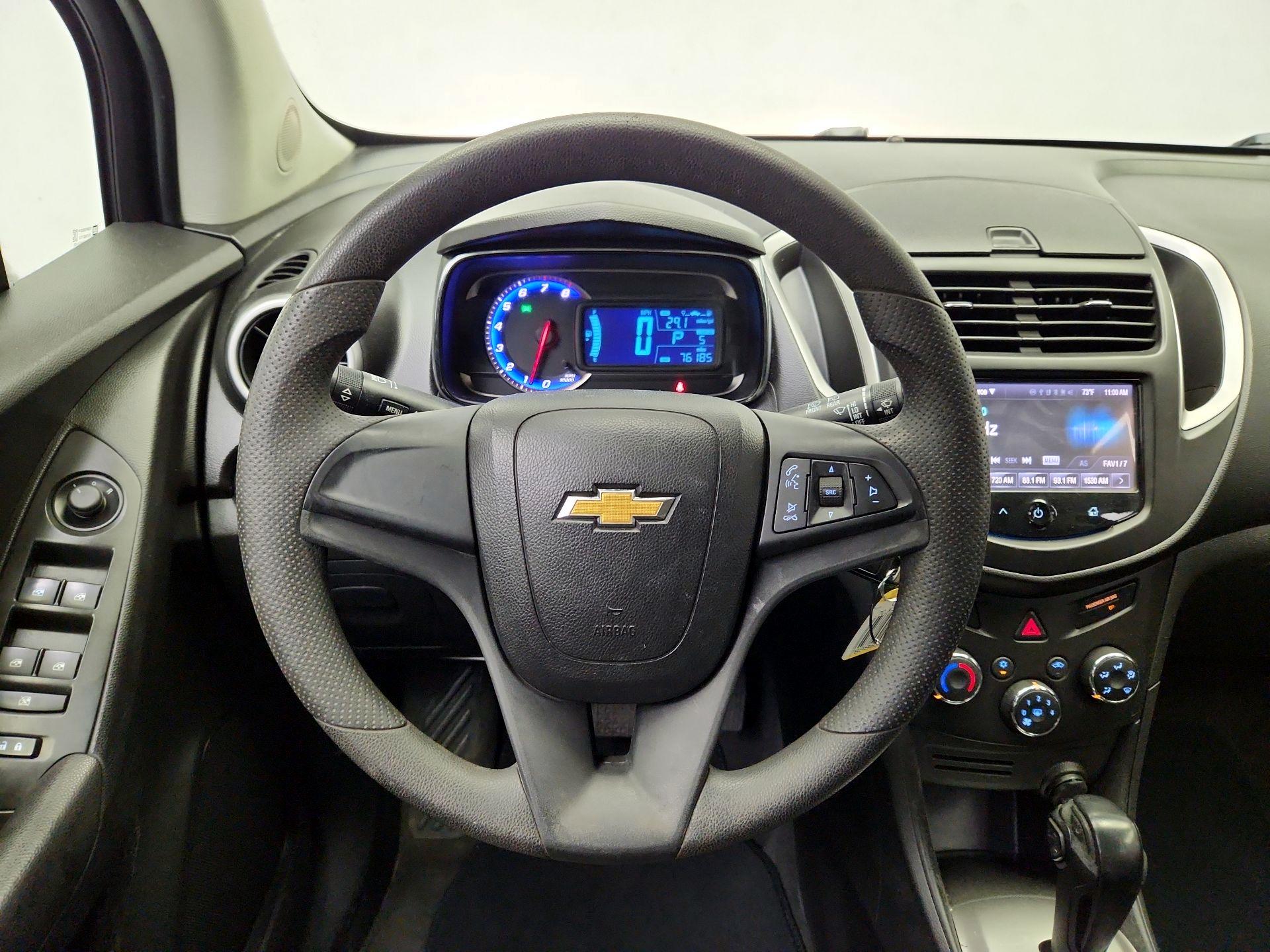 Thumbnail: 2016 Chevrolet Trax - 10
