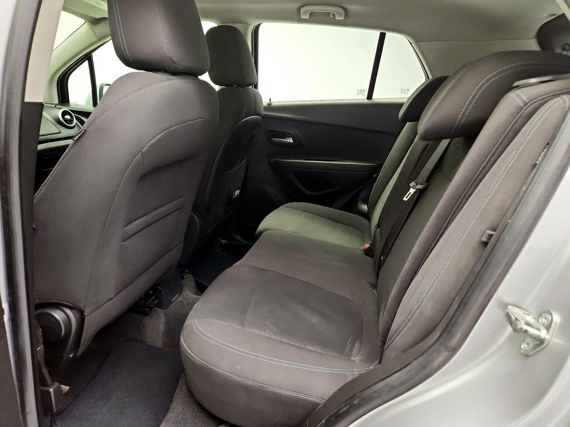 Thumbnail: 2016 Chevrolet Trax - 19