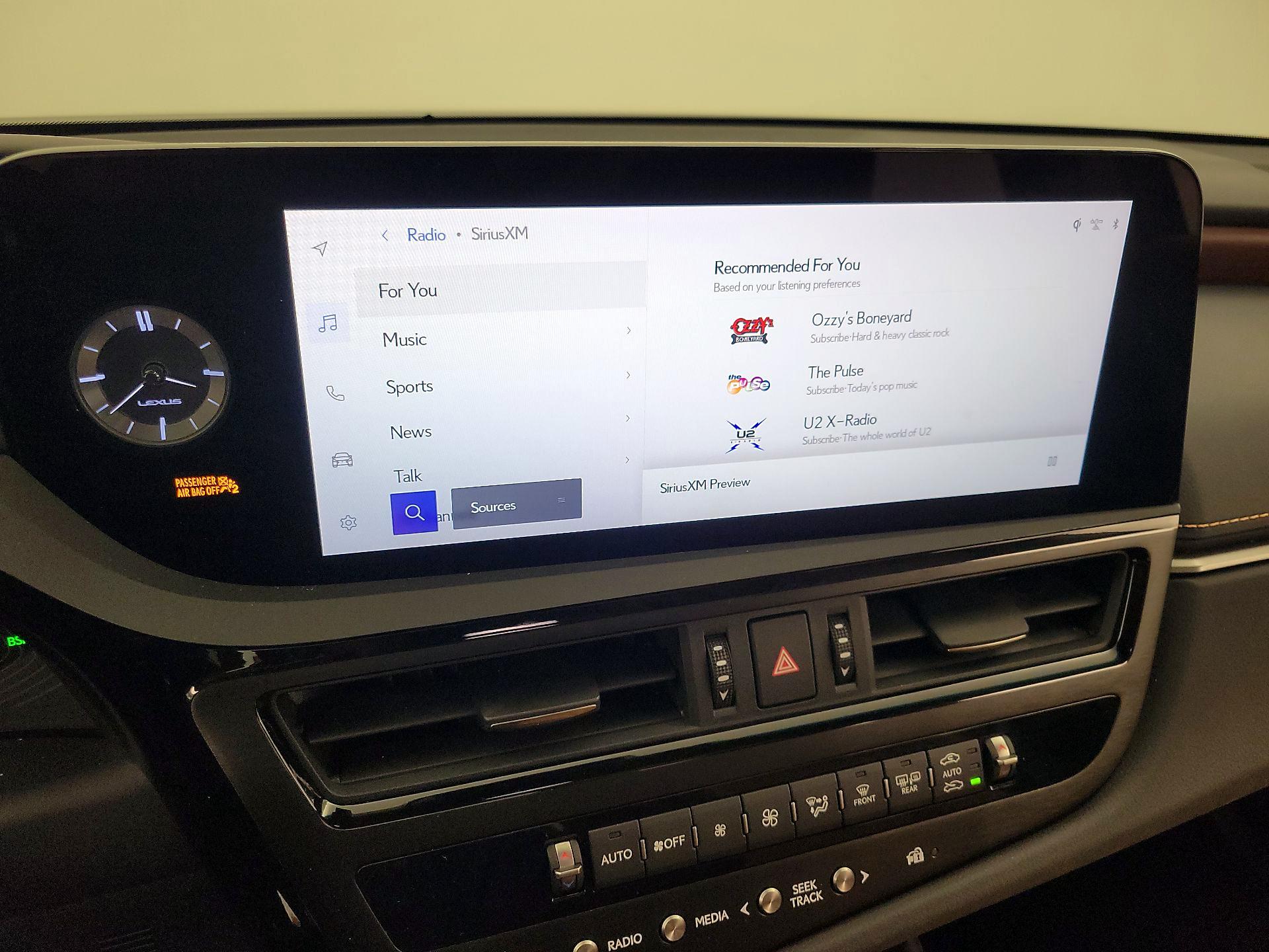 Thumbnail: 2024 Lexus ES - 15