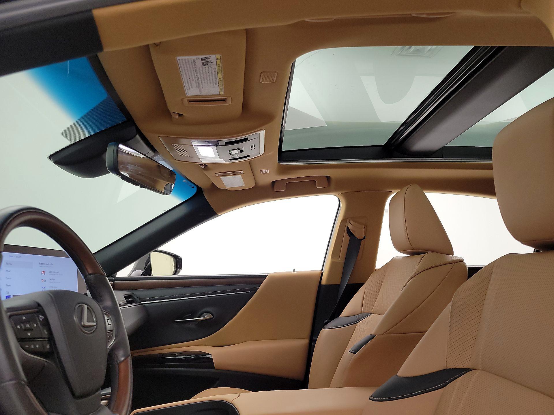 Thumbnail: 2024 Lexus ES - 18