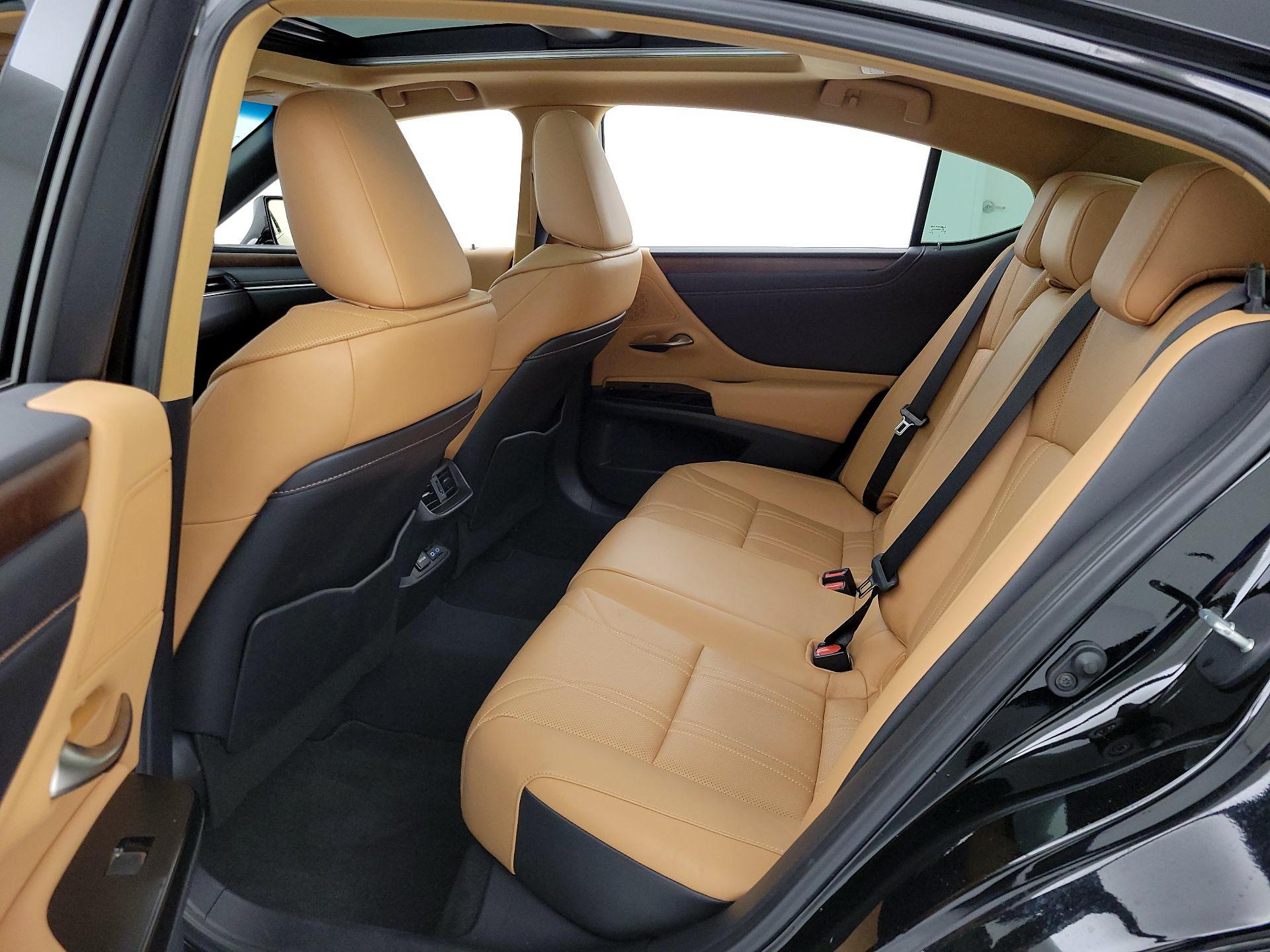 Thumbnail: 2024 Lexus ES - 19