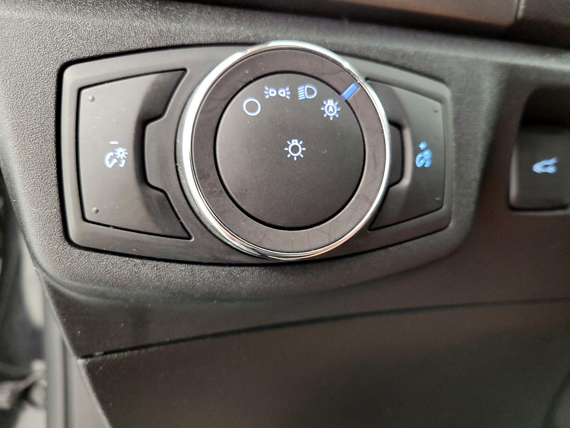 Thumbnail: 2019 Ford Fusion - 11