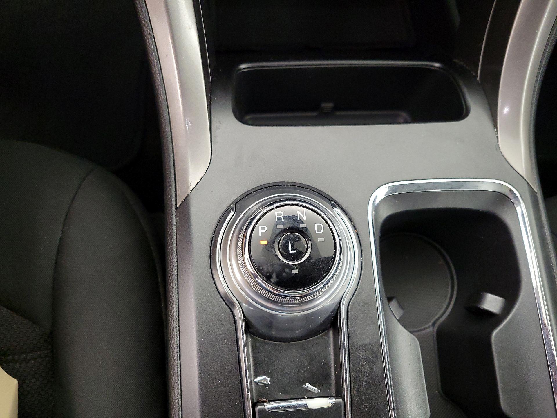 Thumbnail: 2019 Ford Fusion - 16