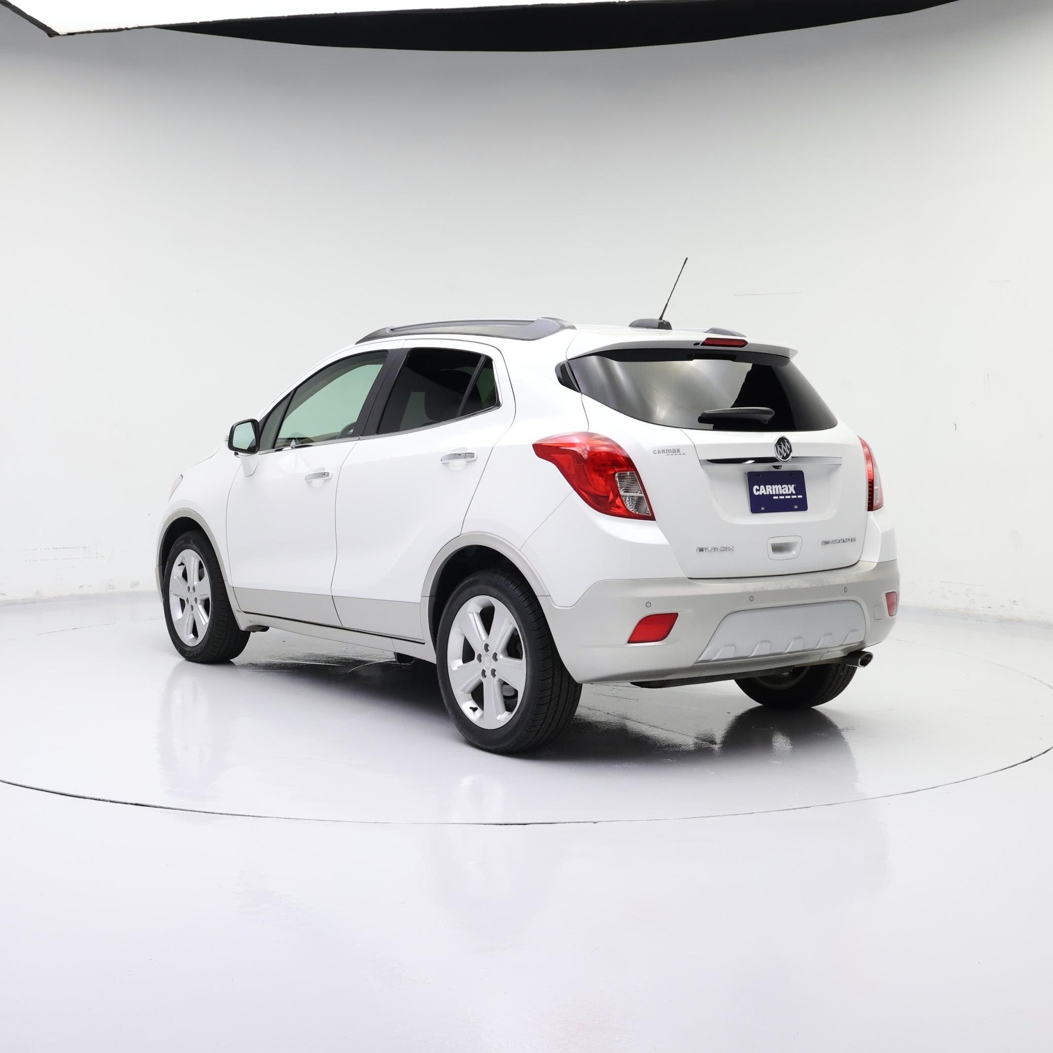 Thumbnail: 2015 Buick Encore - 2