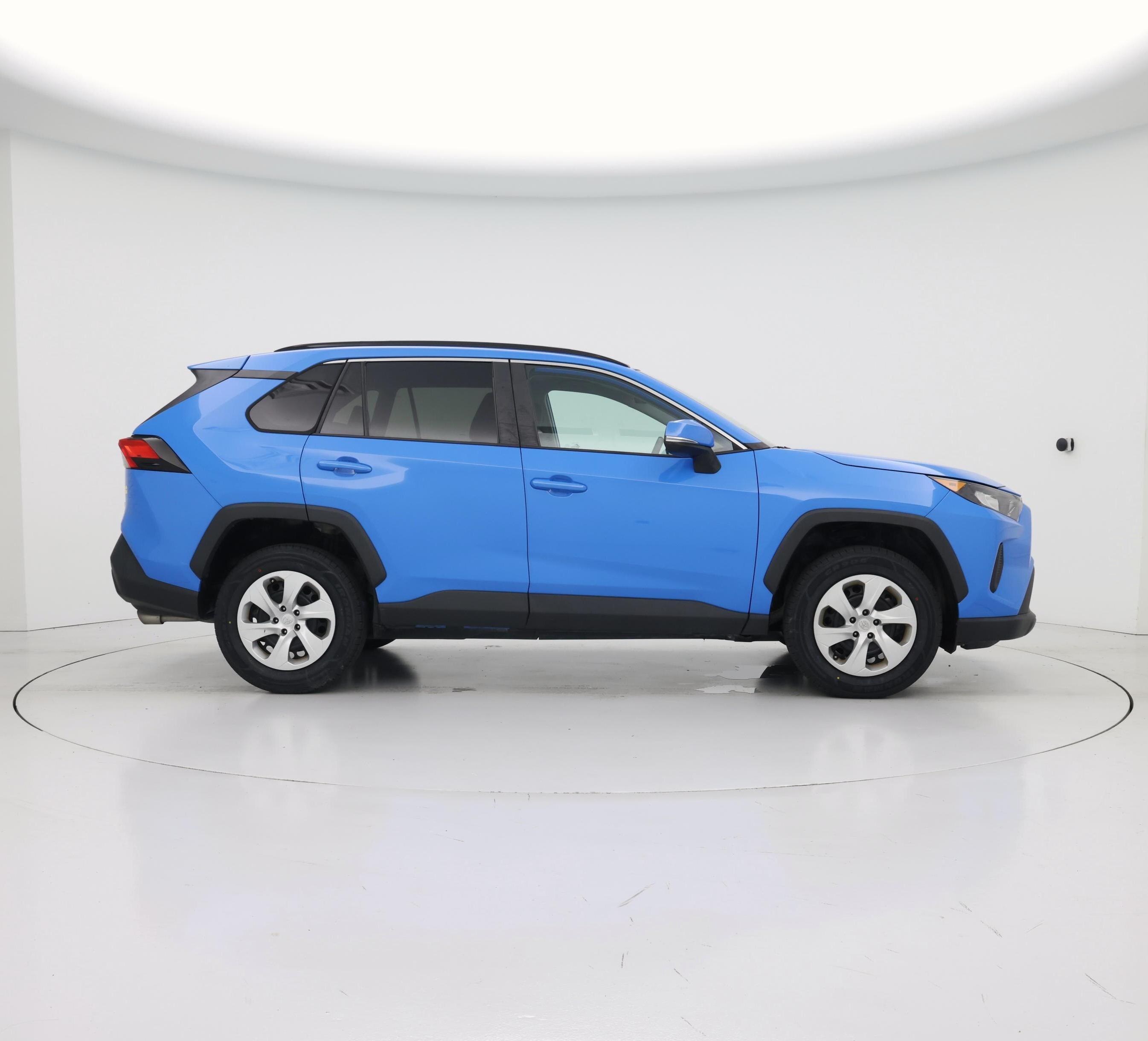 Thumbnail: 2020 Toyota RAV4 - 7