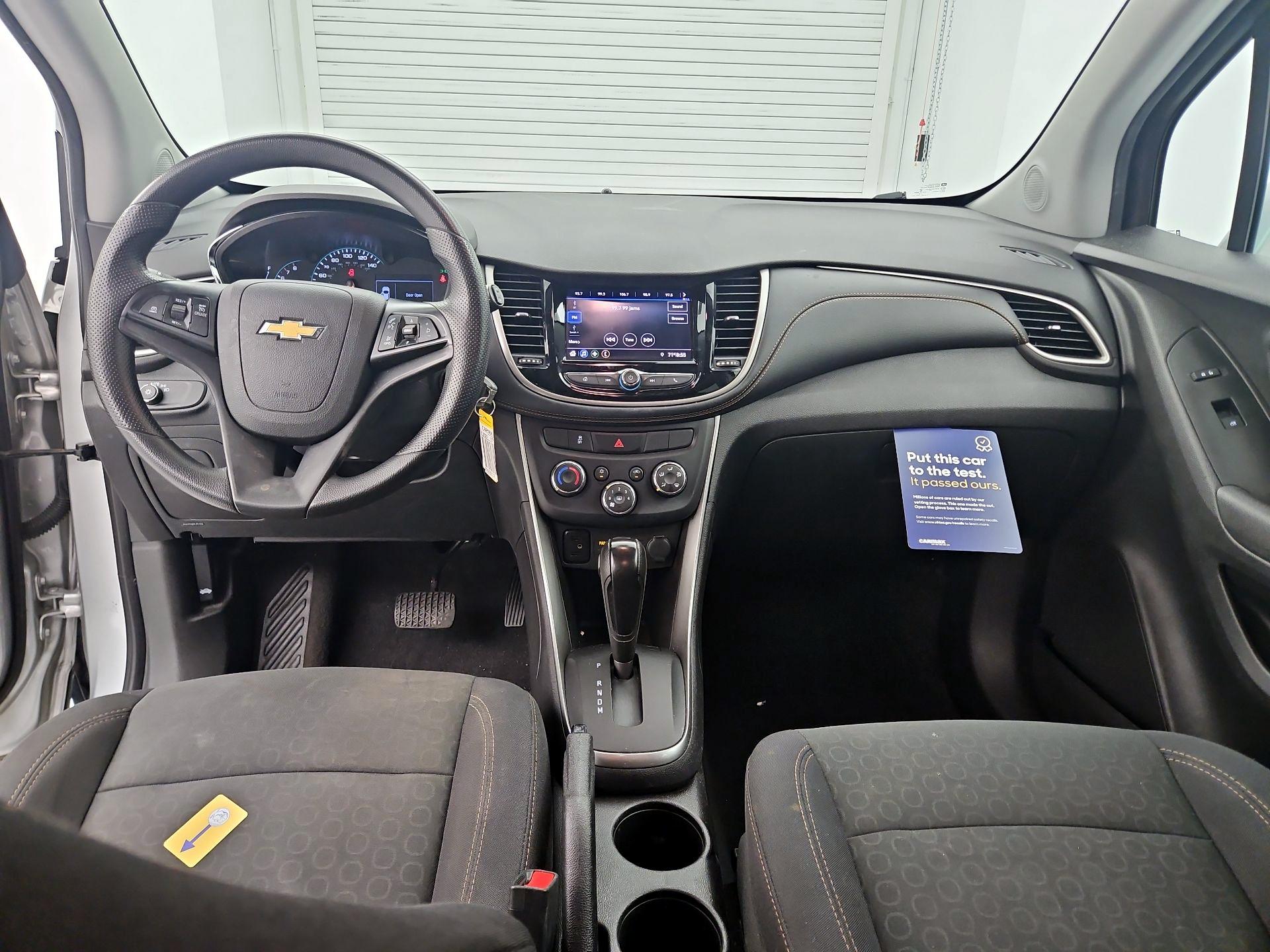 Thumbnail: 2020 Chevrolet Trax - 9