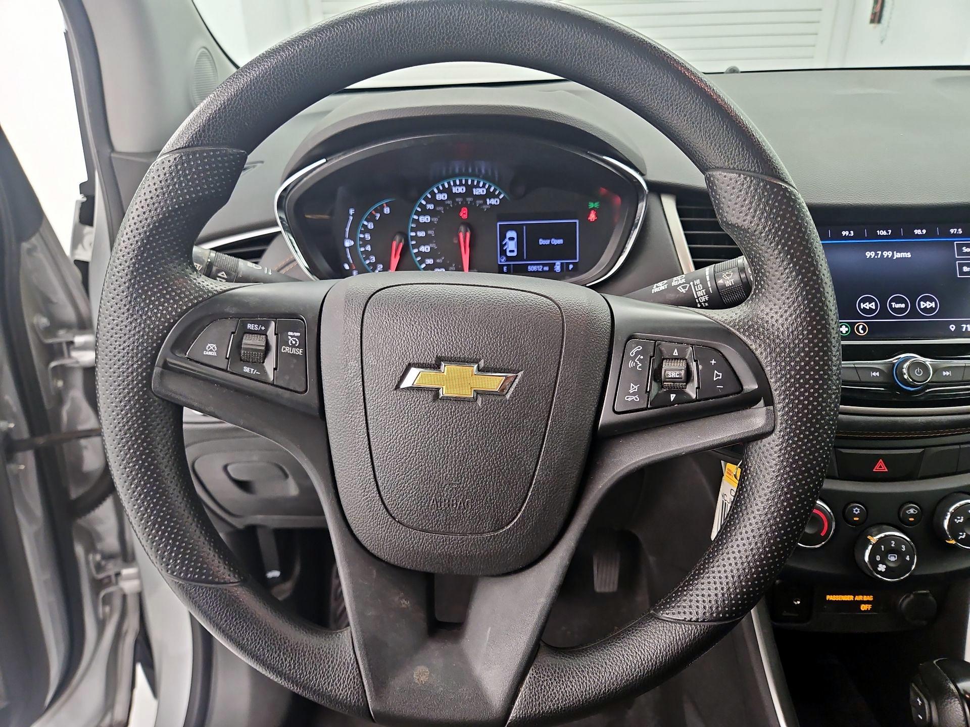 Thumbnail: 2020 Chevrolet Trax - 10