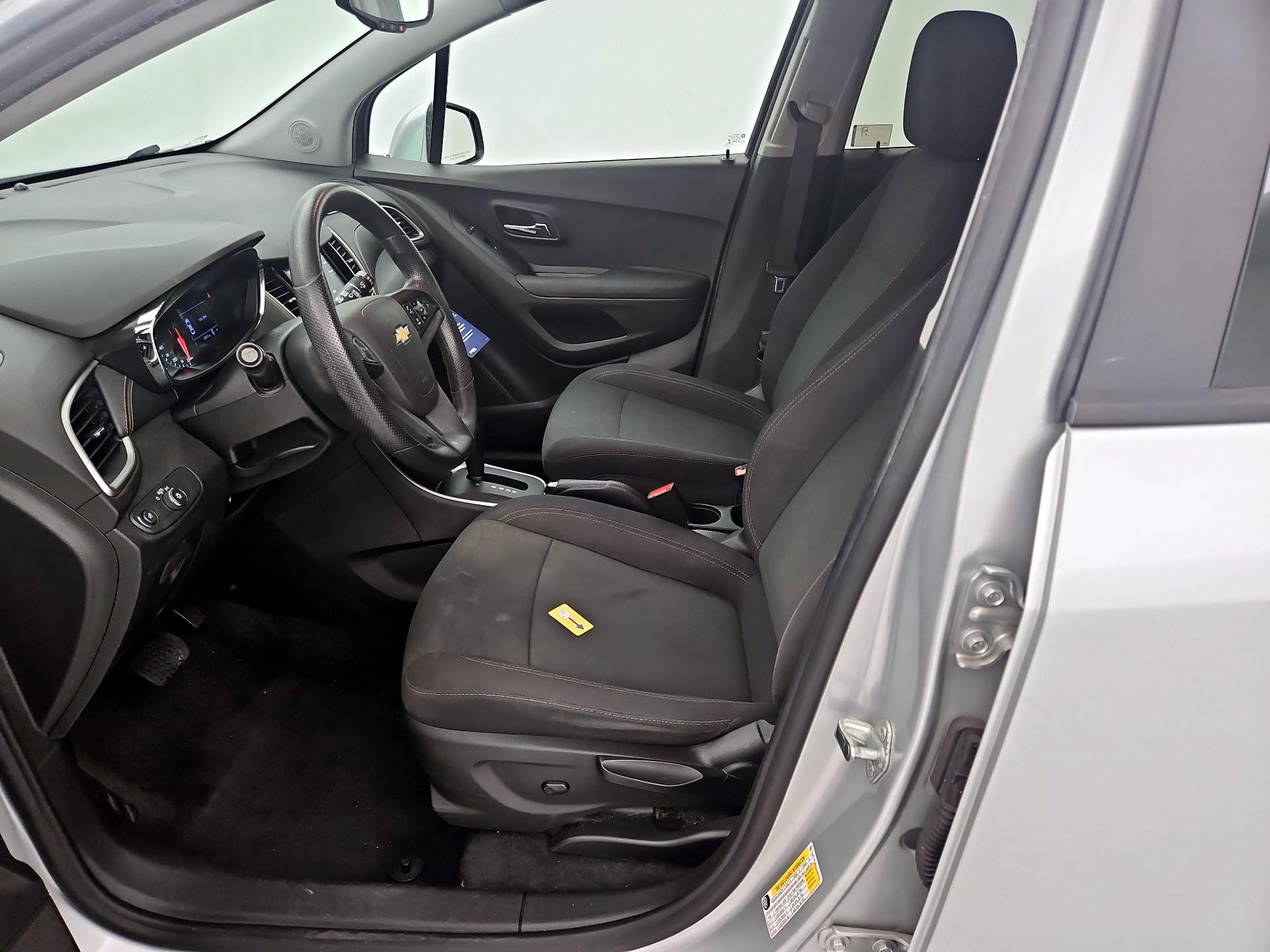 Thumbnail: 2020 Chevrolet Trax - 11