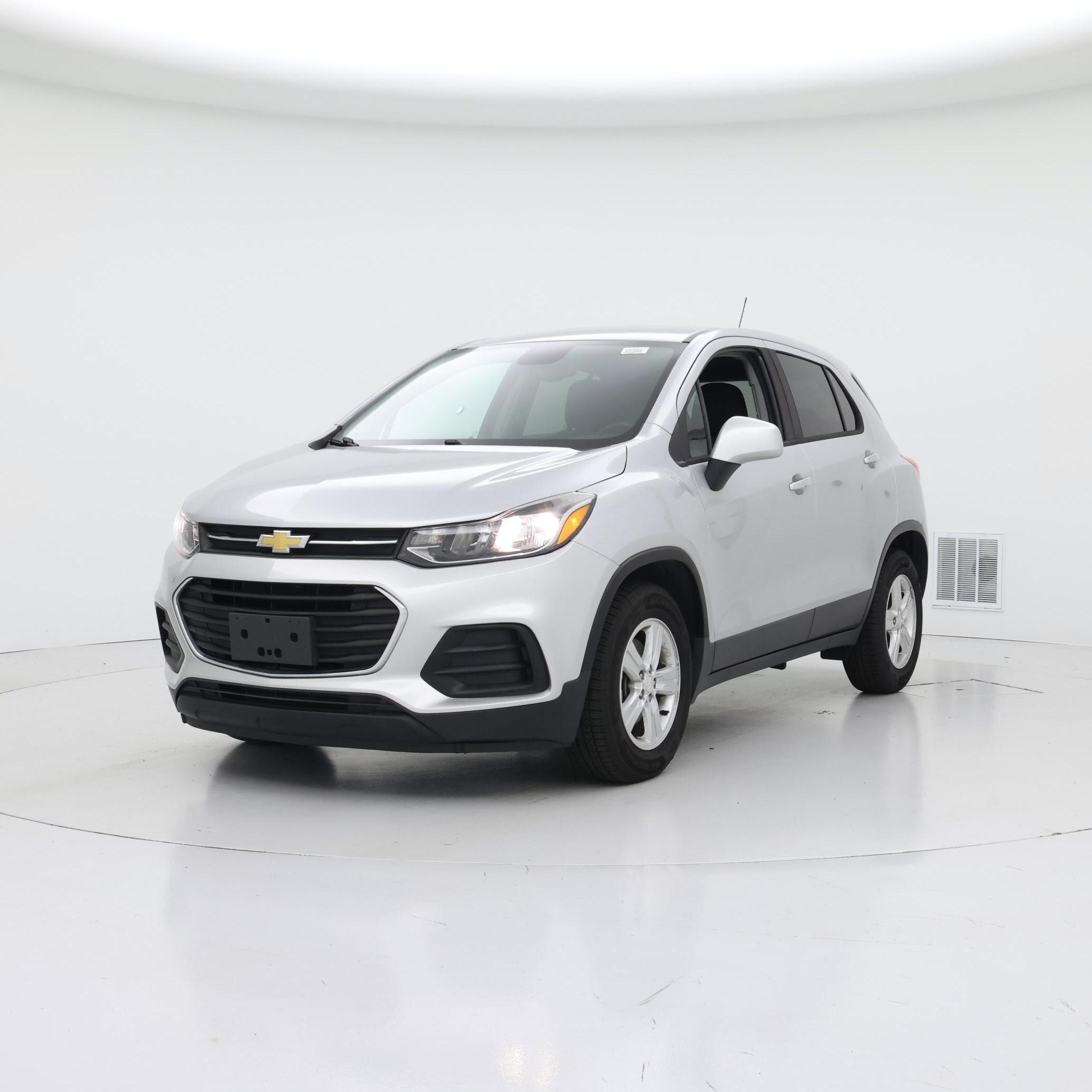 Thumbnail: 2020 Chevrolet Trax - 4