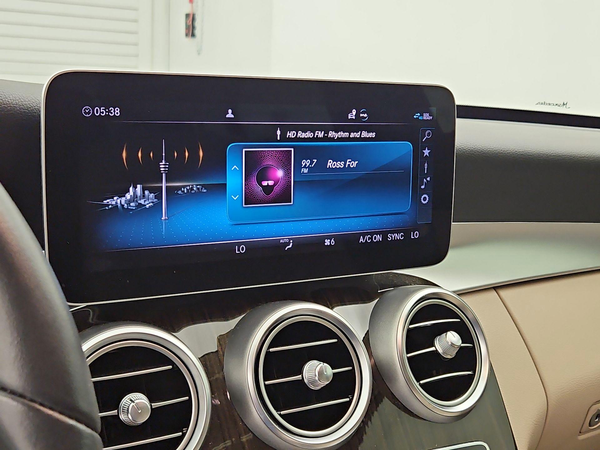 Thumbnail: 2020 Mercedes-Benz C-Class - 15