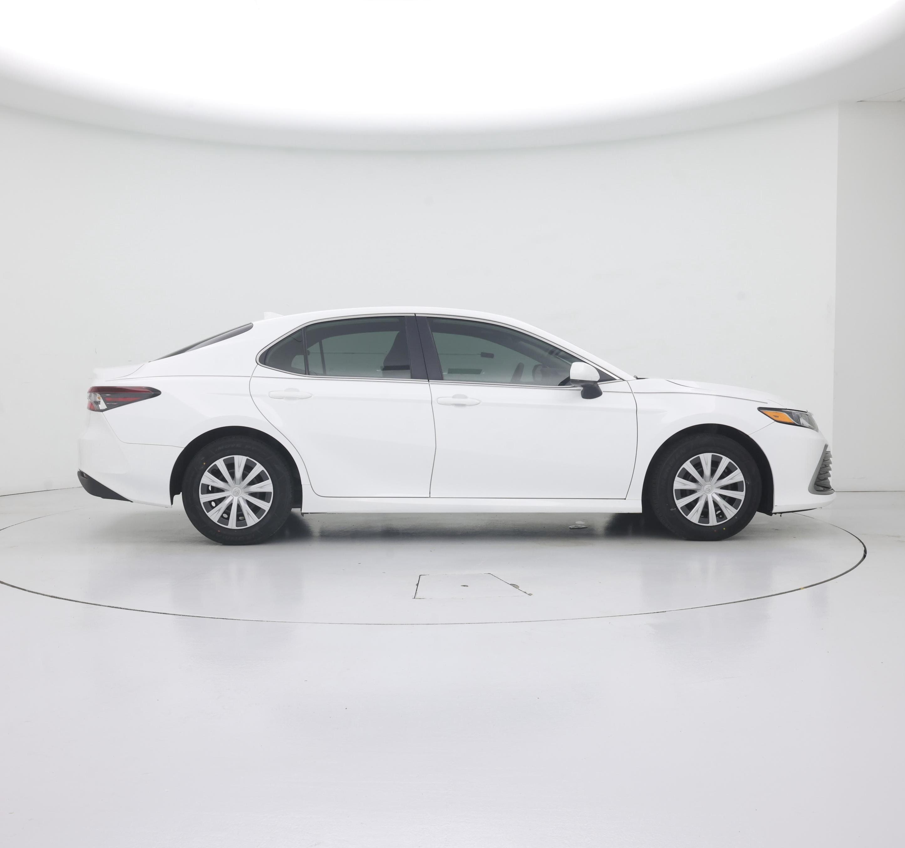 Thumbnail: 2022 Toyota Camry - 7