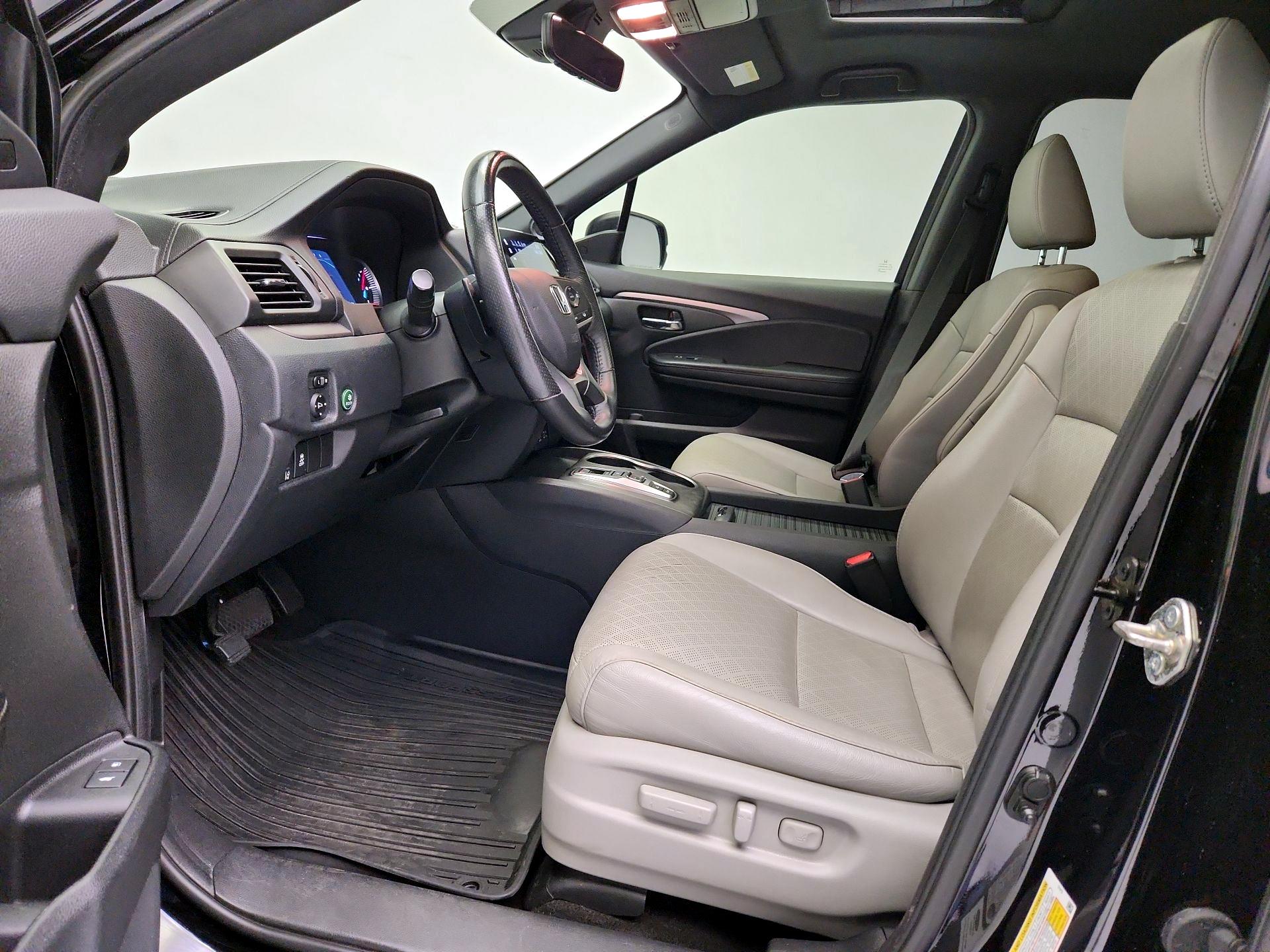 Thumbnail: 2019 Honda Passport - 11