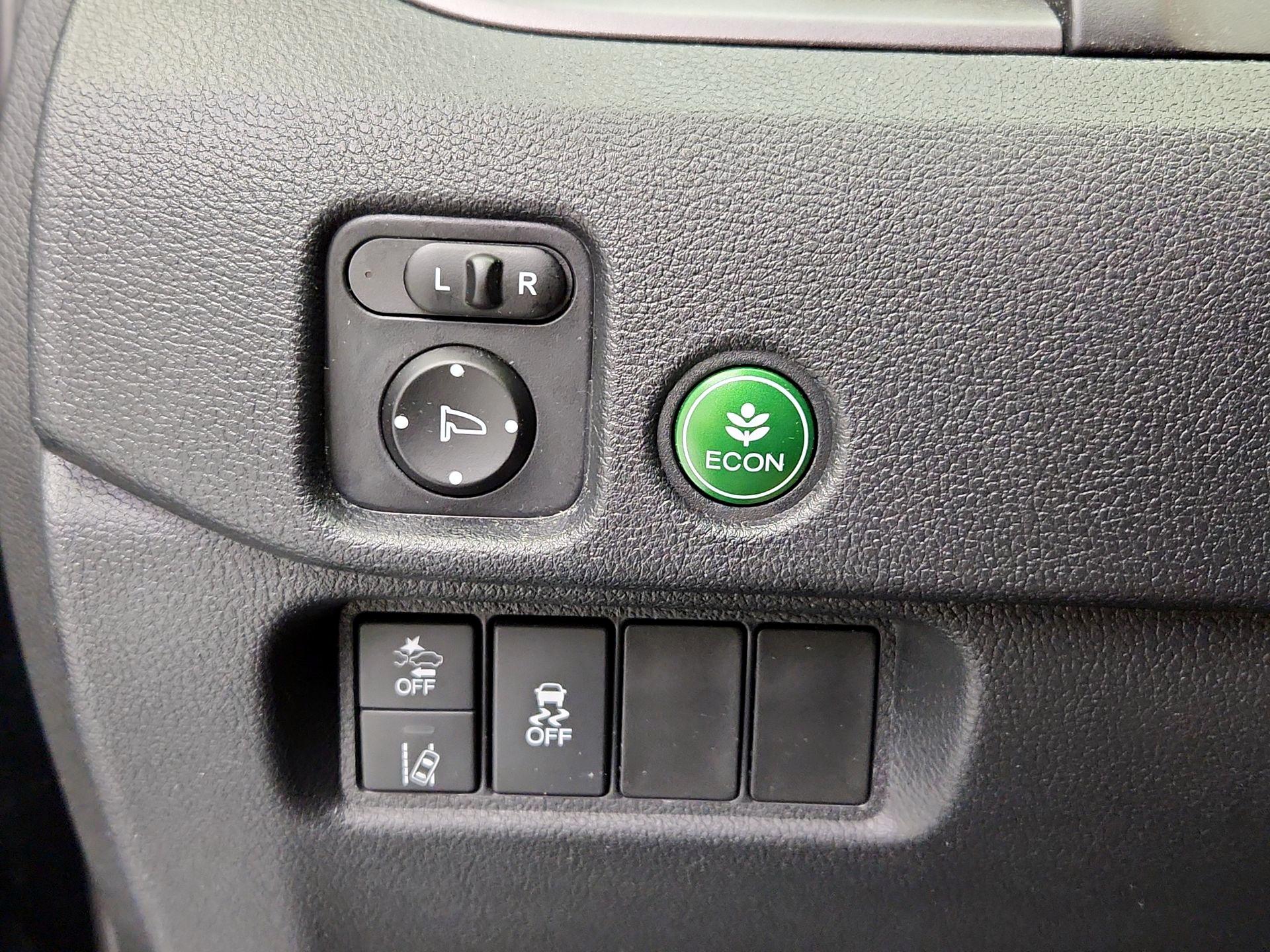 Thumbnail: 2019 Honda Passport - 13