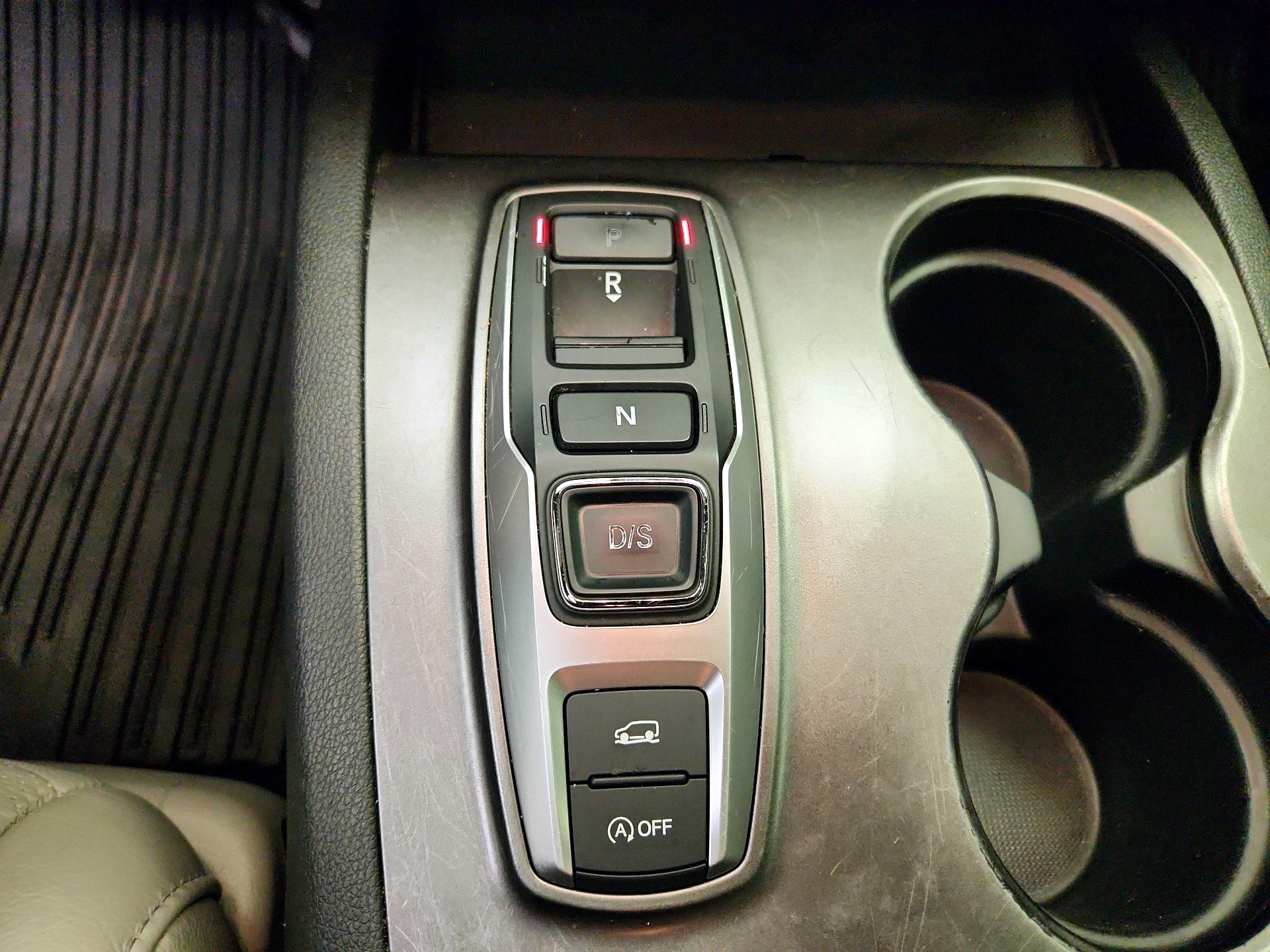 Thumbnail: 2019 Honda Passport - 17