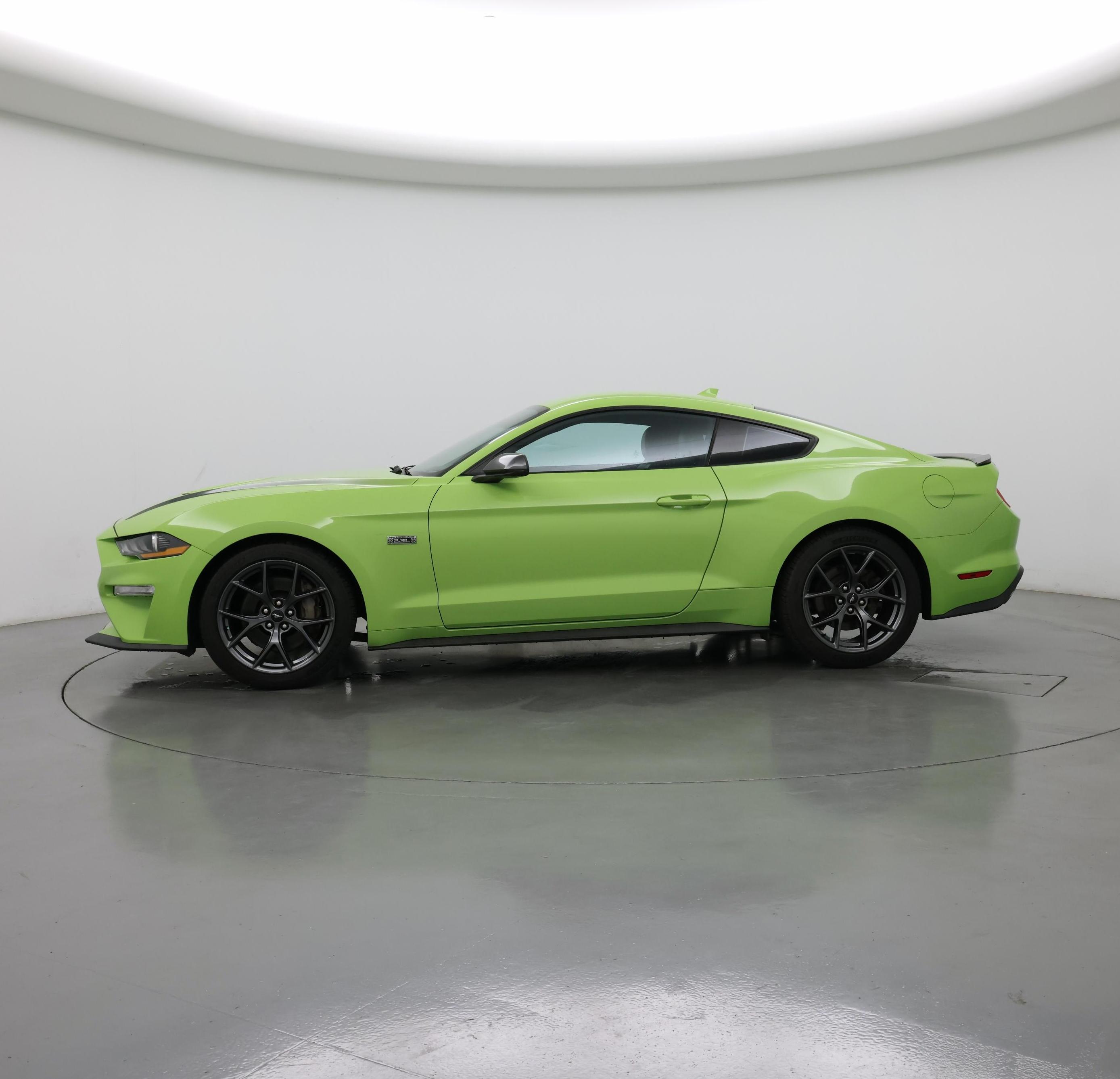 Thumbnail: 2020 Ford Mustang - 3