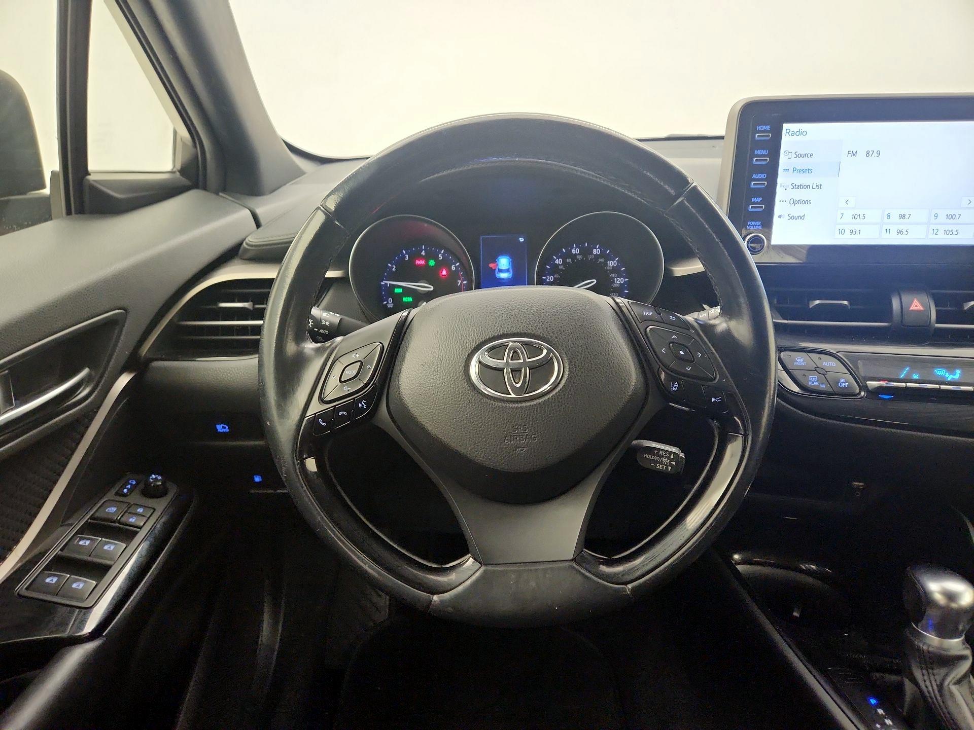 Thumbnail: 2019 Toyota C-HR - 10