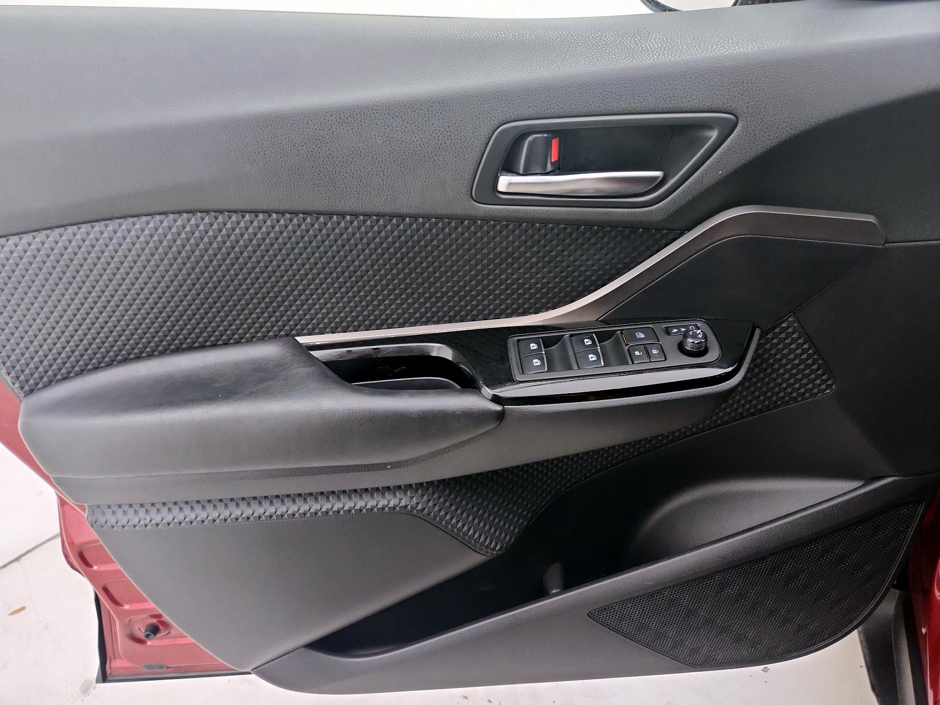 Thumbnail: 2019 Toyota C-HR - 12