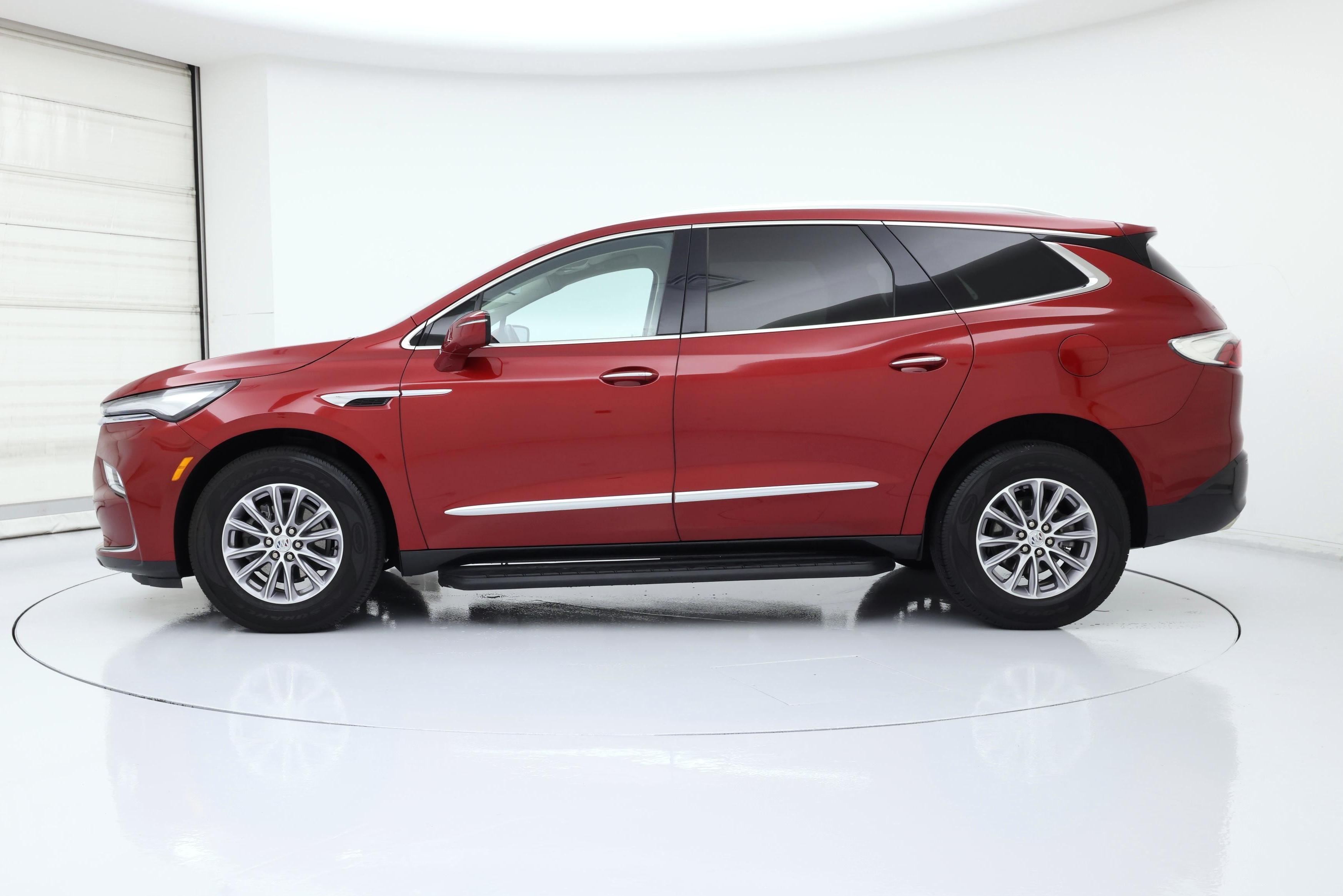 Thumbnail: 2023 Buick Enclave - 3