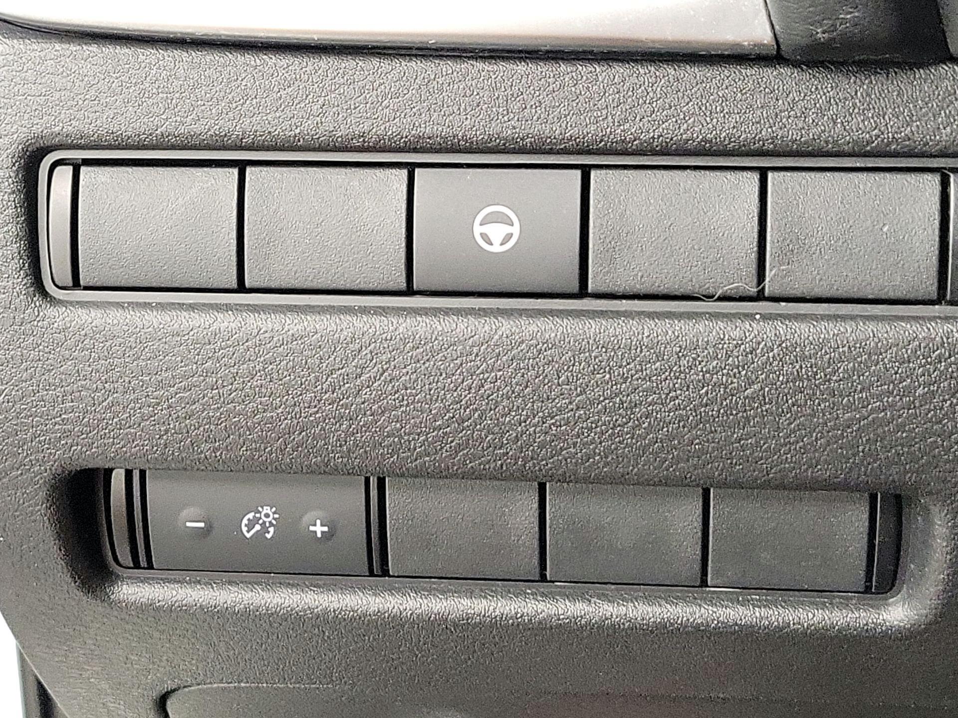 Thumbnail: 2021 Nissan Rogue - 13