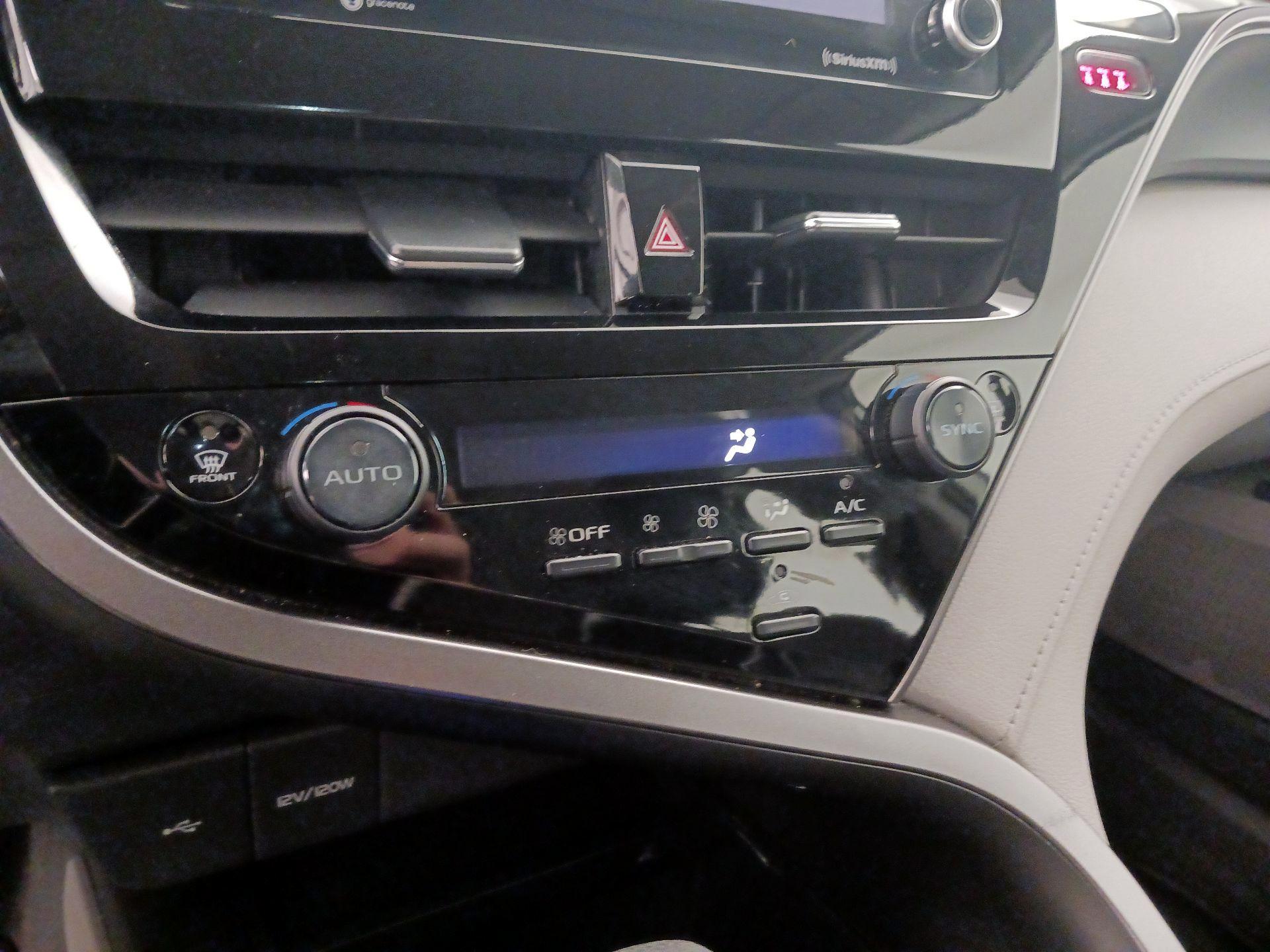 Thumbnail: 2023 Toyota Camry - 16