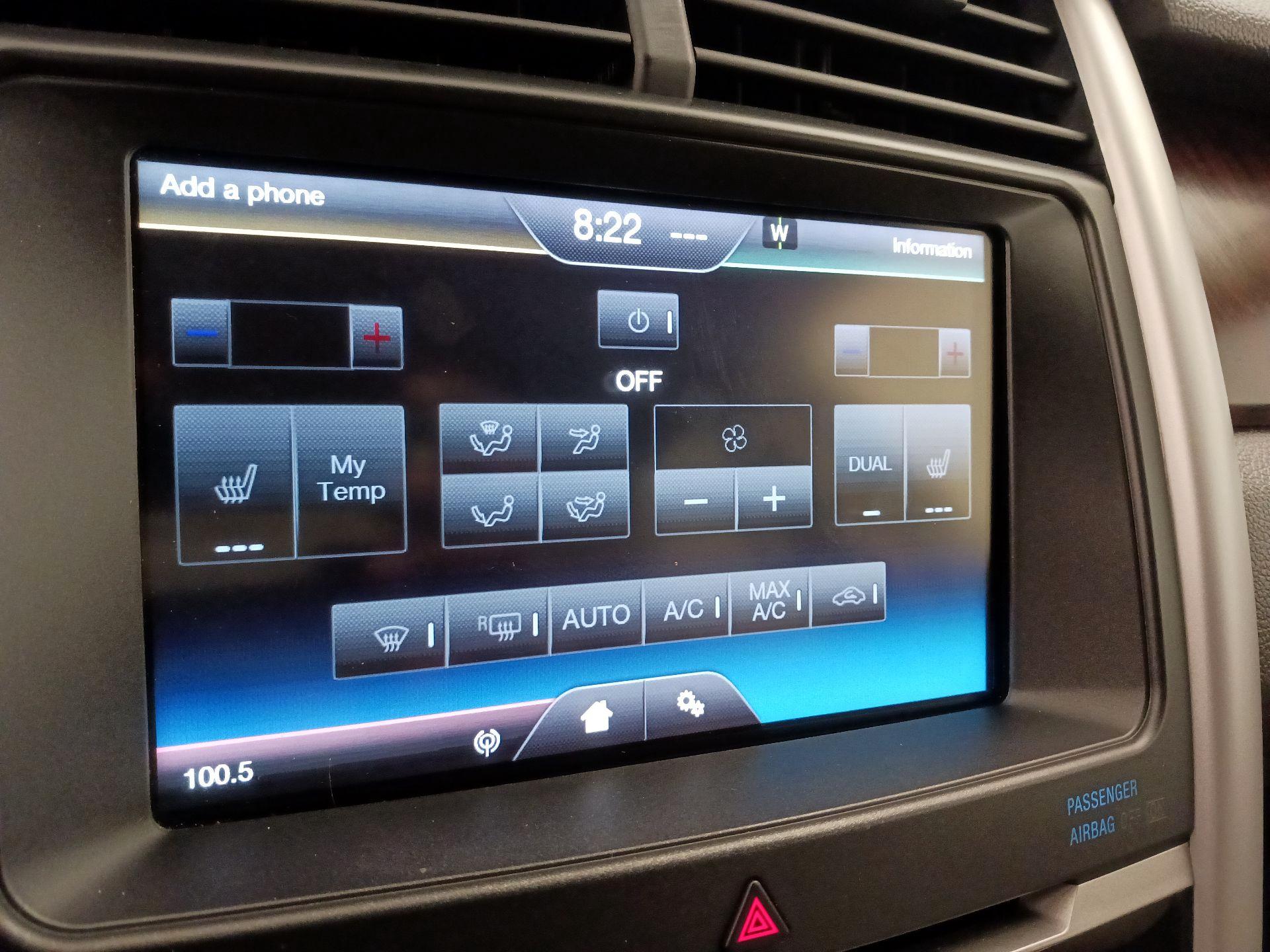 Thumbnail: 2014 Ford Edge - 16