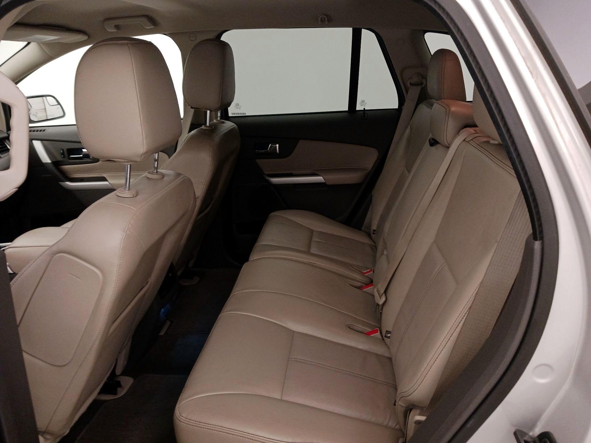 Thumbnail: 2014 Ford Edge - 19