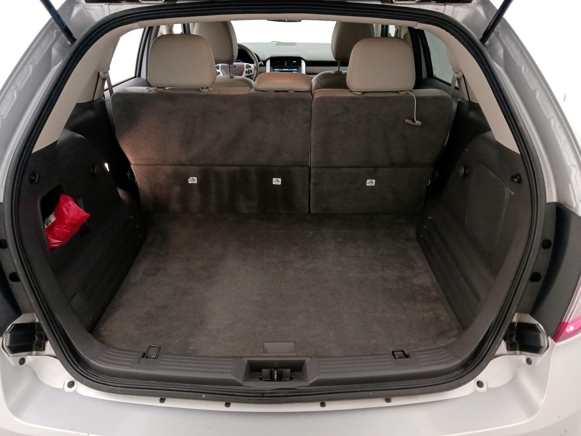Thumbnail: 2014 Ford Edge - 20