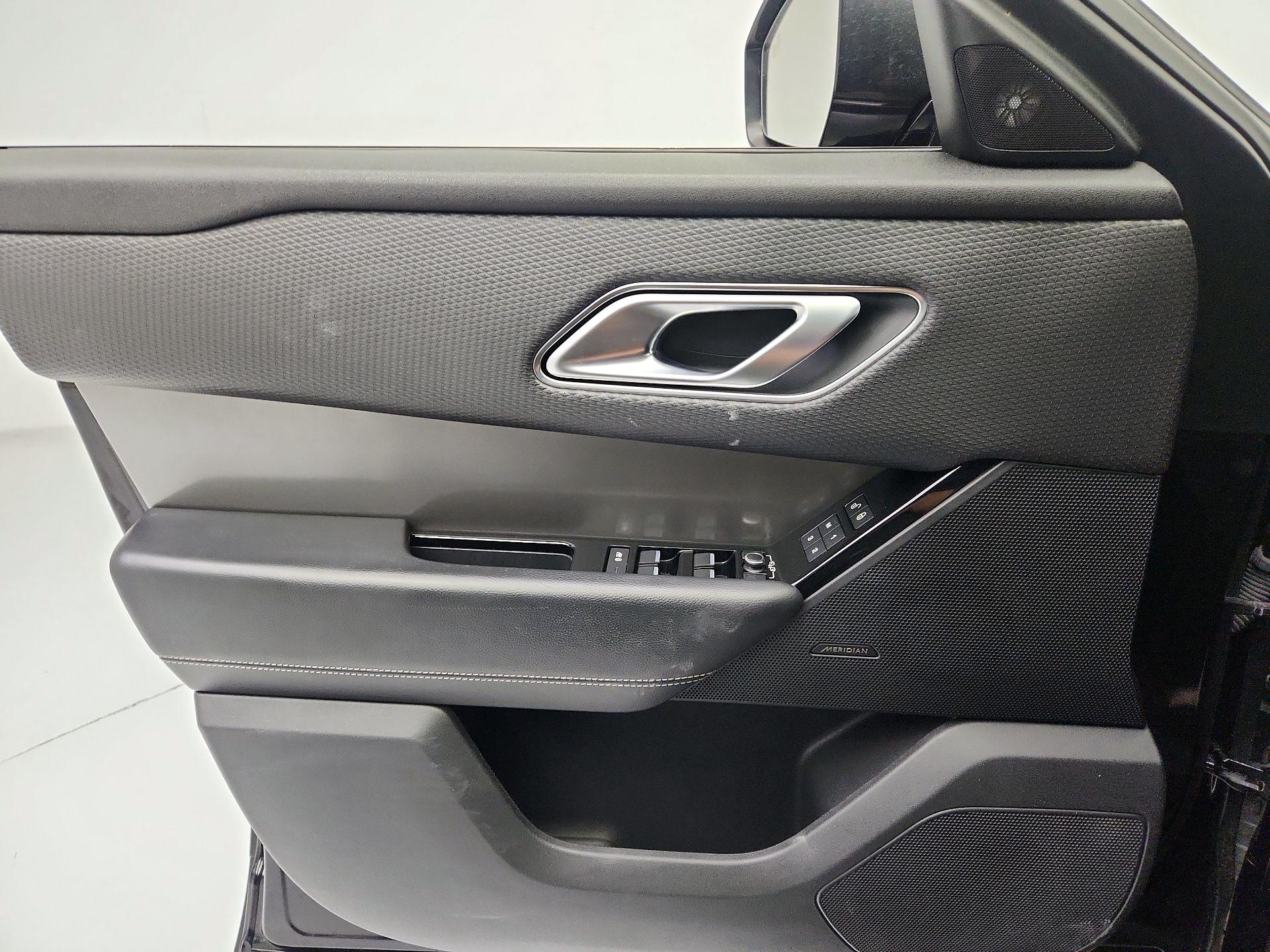 Thumbnail: 2019 Land Rover Range Rover Velar - 12