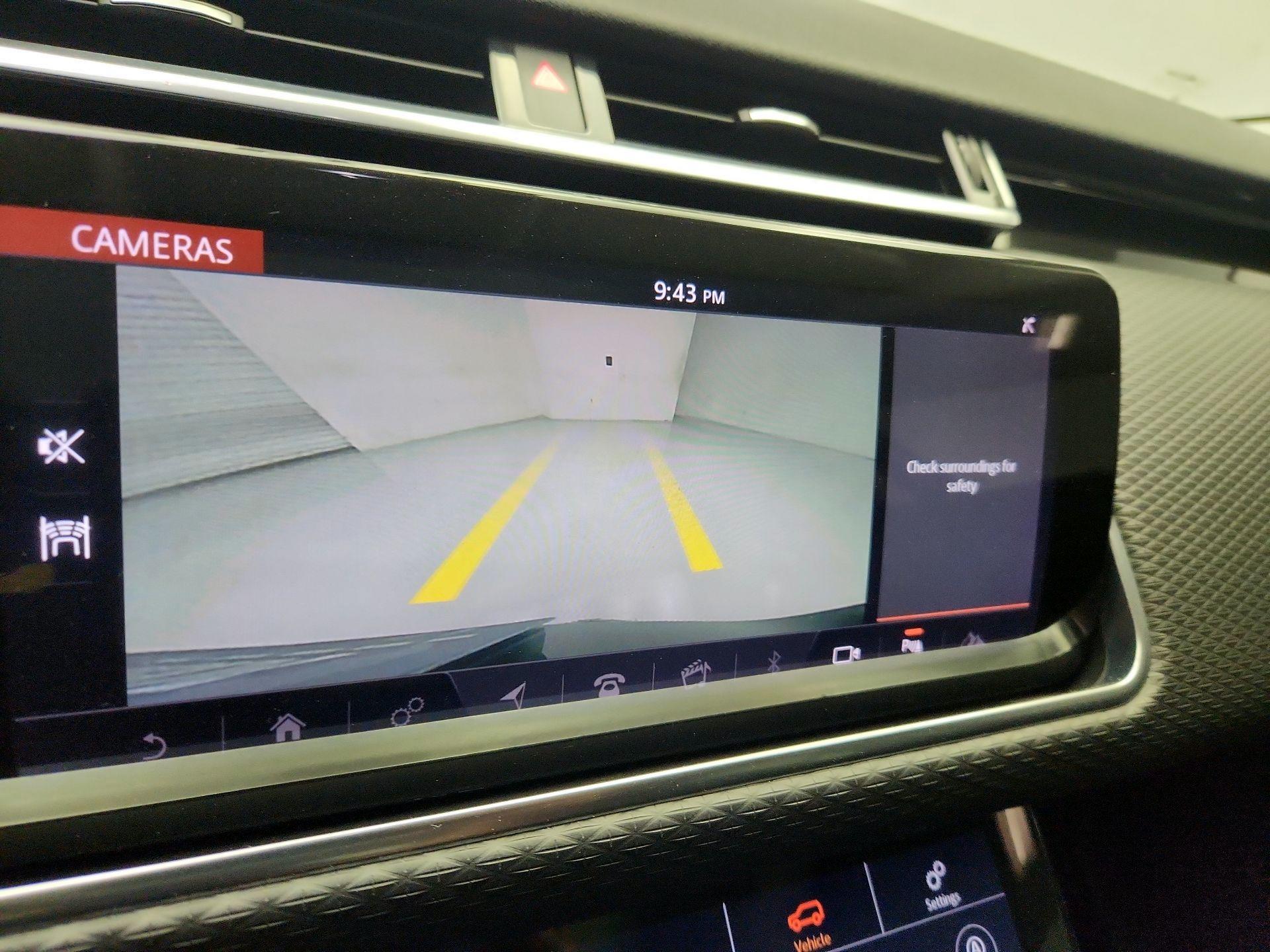 Thumbnail: 2019 Land Rover Range Rover Velar - 15