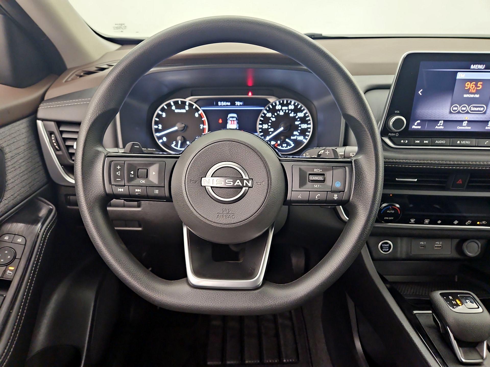 Thumbnail: 2023 Nissan Rogue - 10