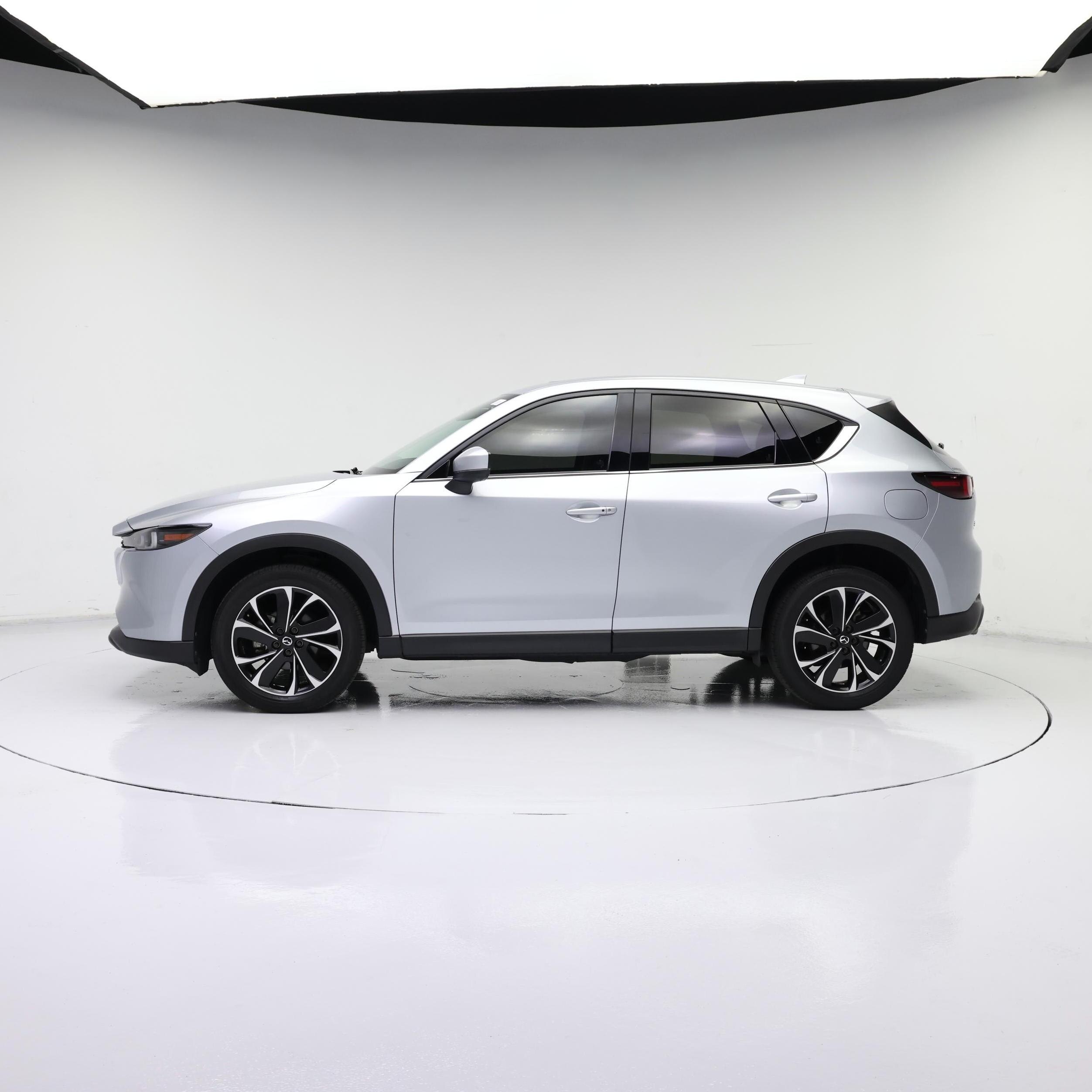 Thumbnail: 2023 Mazda CX-5 - 3