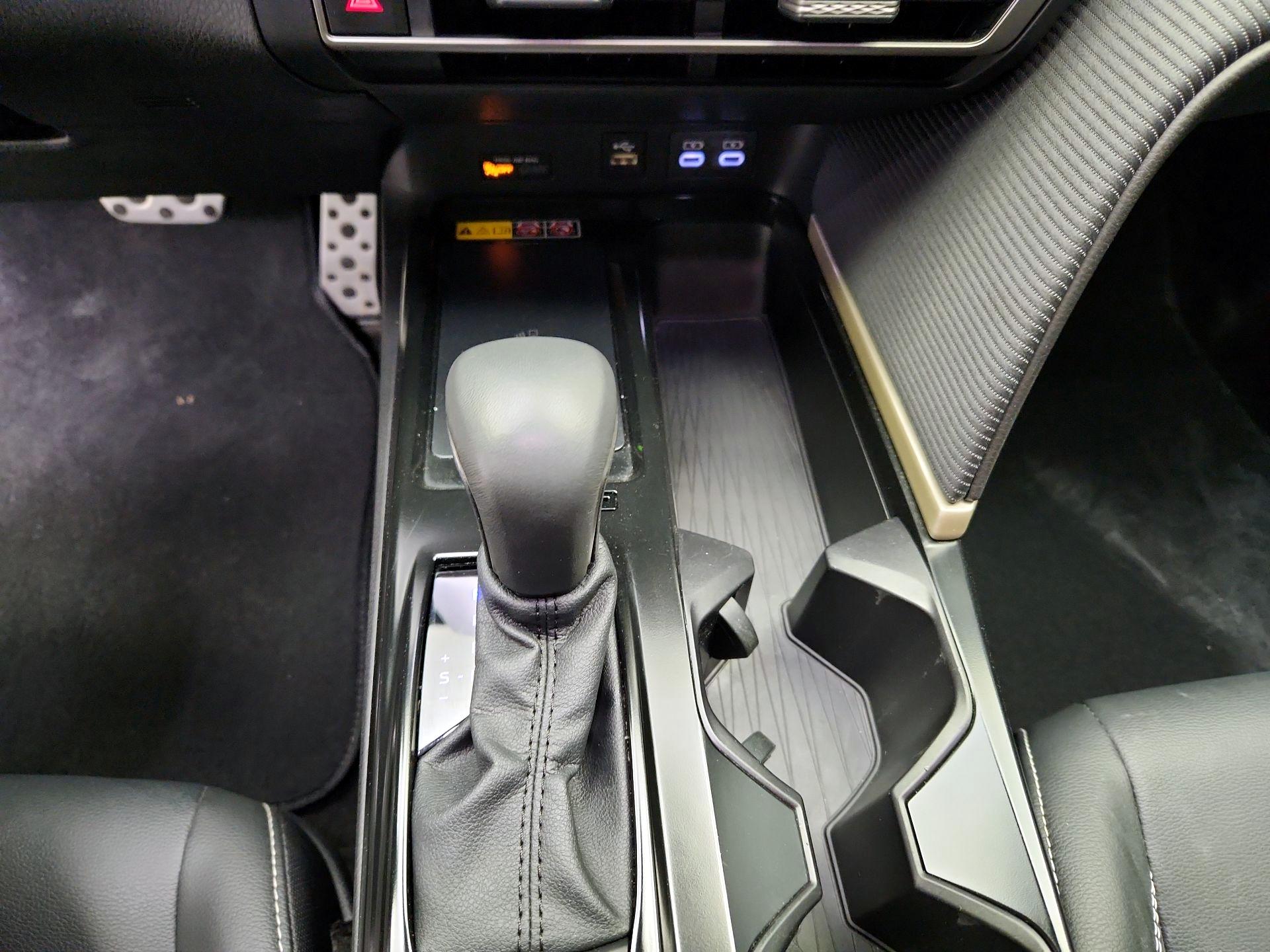 Thumbnail: 2025 Toyota Camry - 17