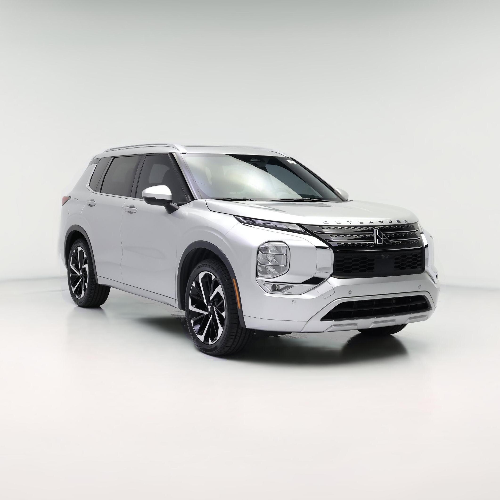 Thumbnail: 2022 Mitsubishi Outlander - 1