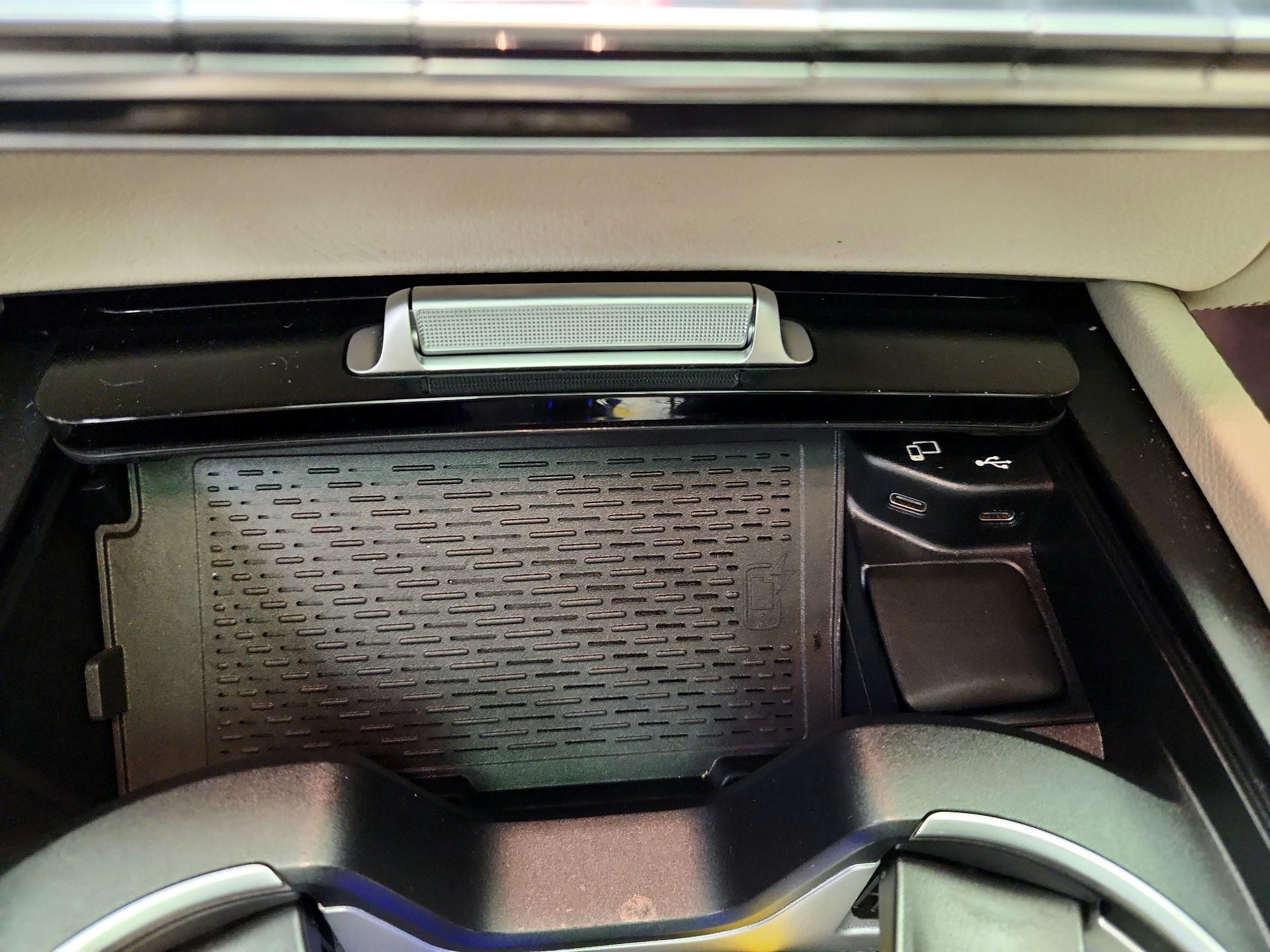 Thumbnail: 2020 Mercedes-Benz GLE - 19