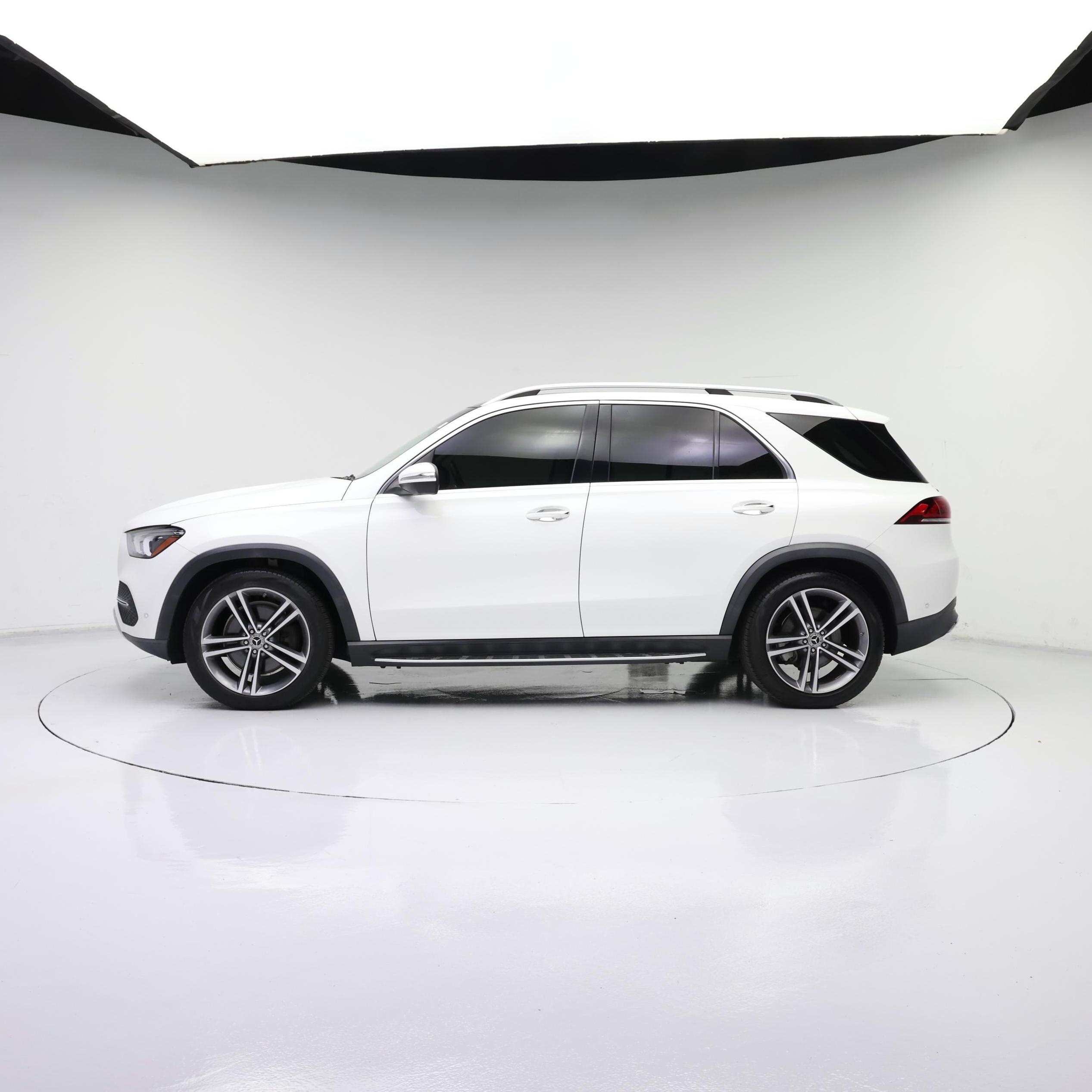 Thumbnail: 2020 Mercedes-Benz GLE - 3