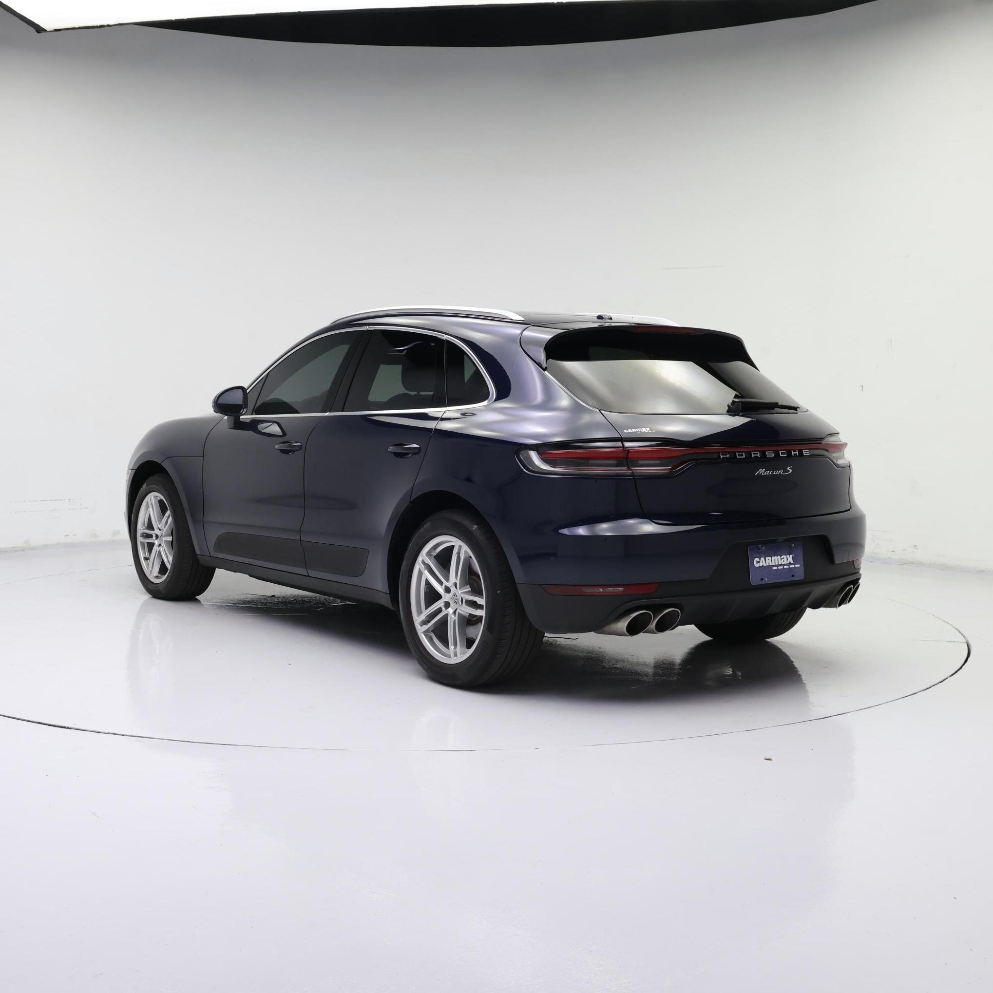 Thumbnail: 2020 Porsche Macan - 2