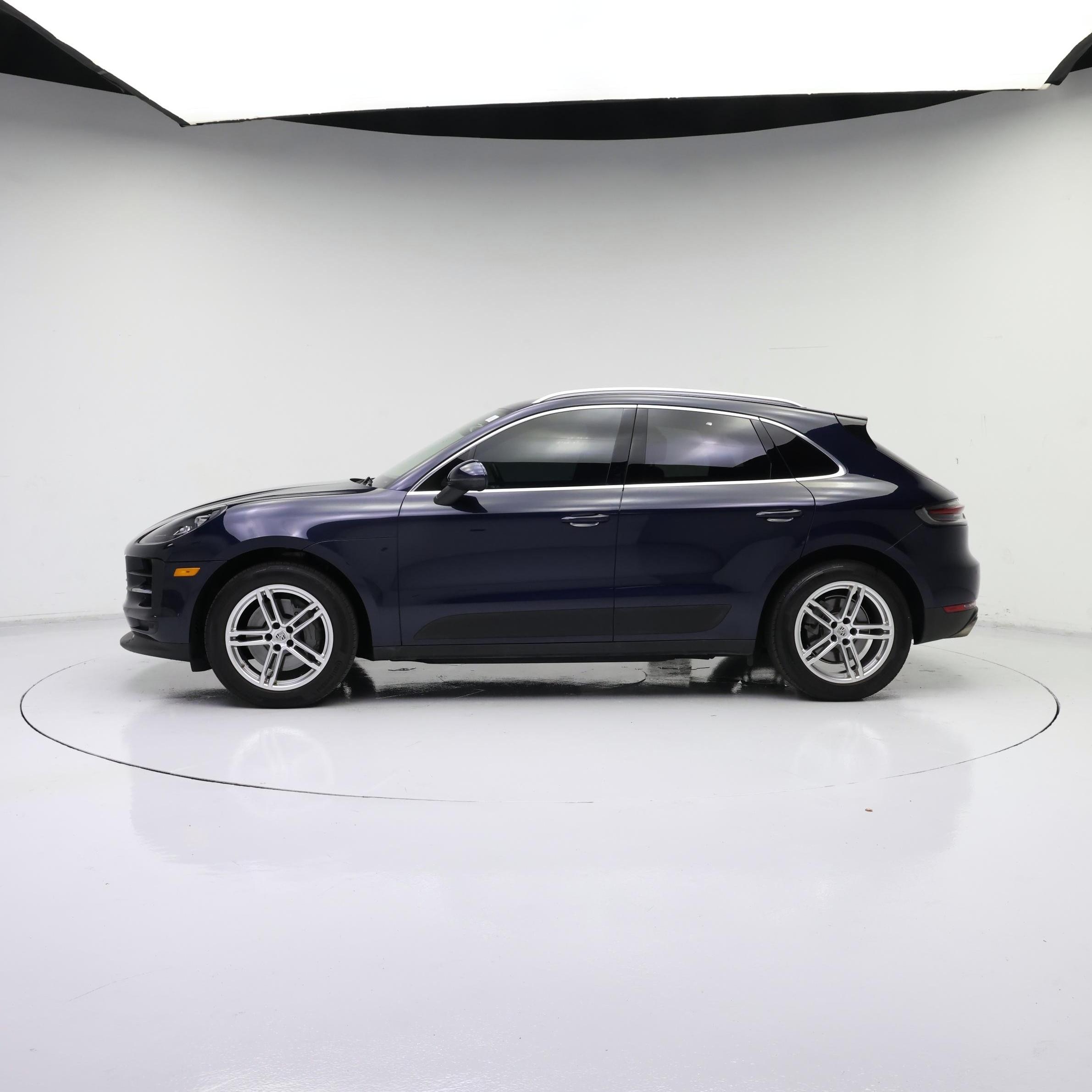 Thumbnail: 2020 Porsche Macan - 3