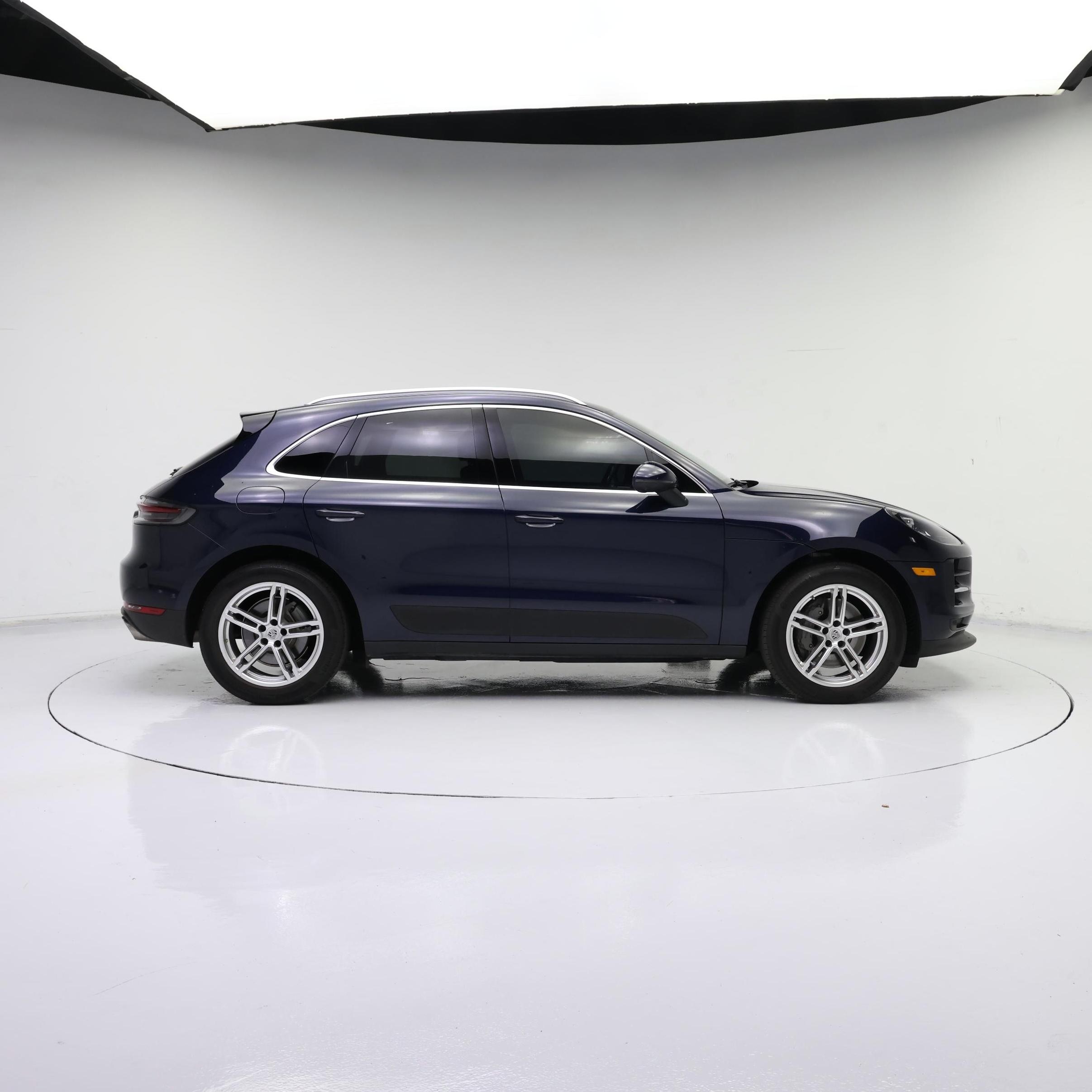 Thumbnail: 2020 Porsche Macan - 7