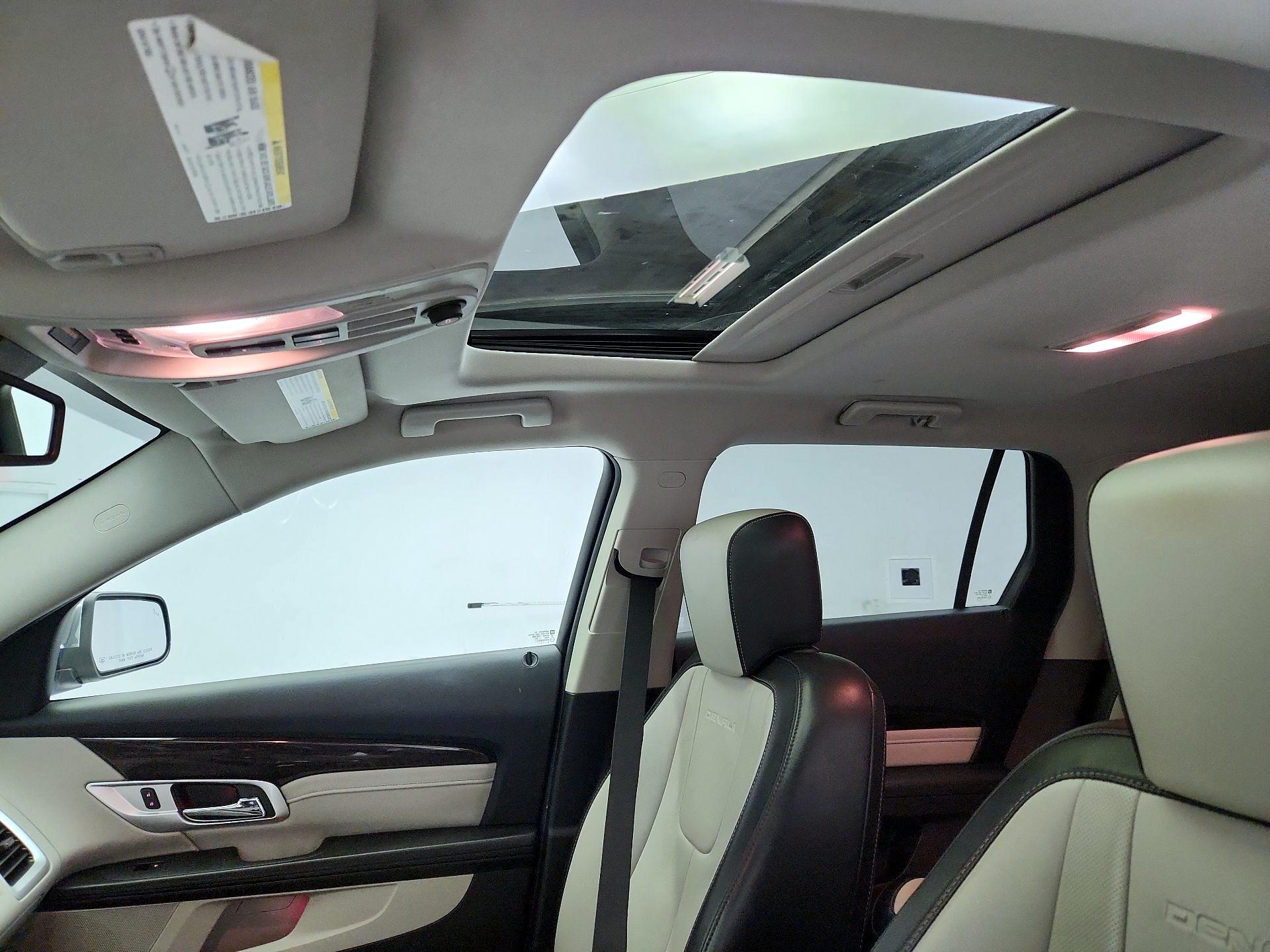 Thumbnail: 2016 GMC Terrain - 20